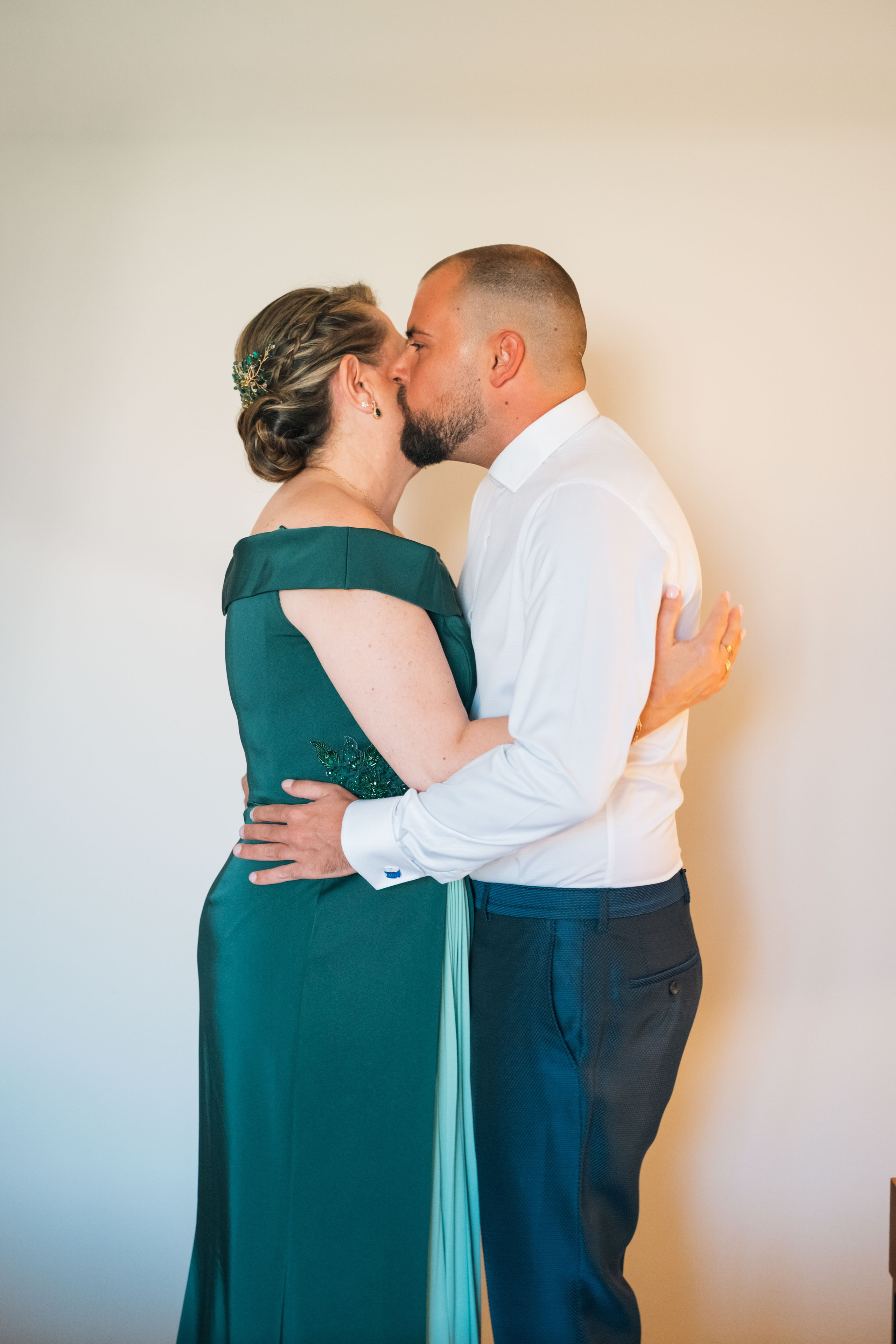 Azu&Juanan. Mallorca Weddings & Family – Natural & Emotional Photography