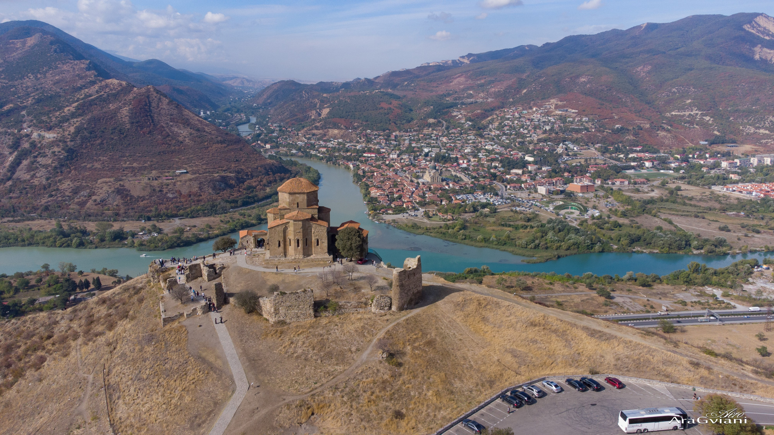 ქალაქი და ადამიანი. FramefreeMan