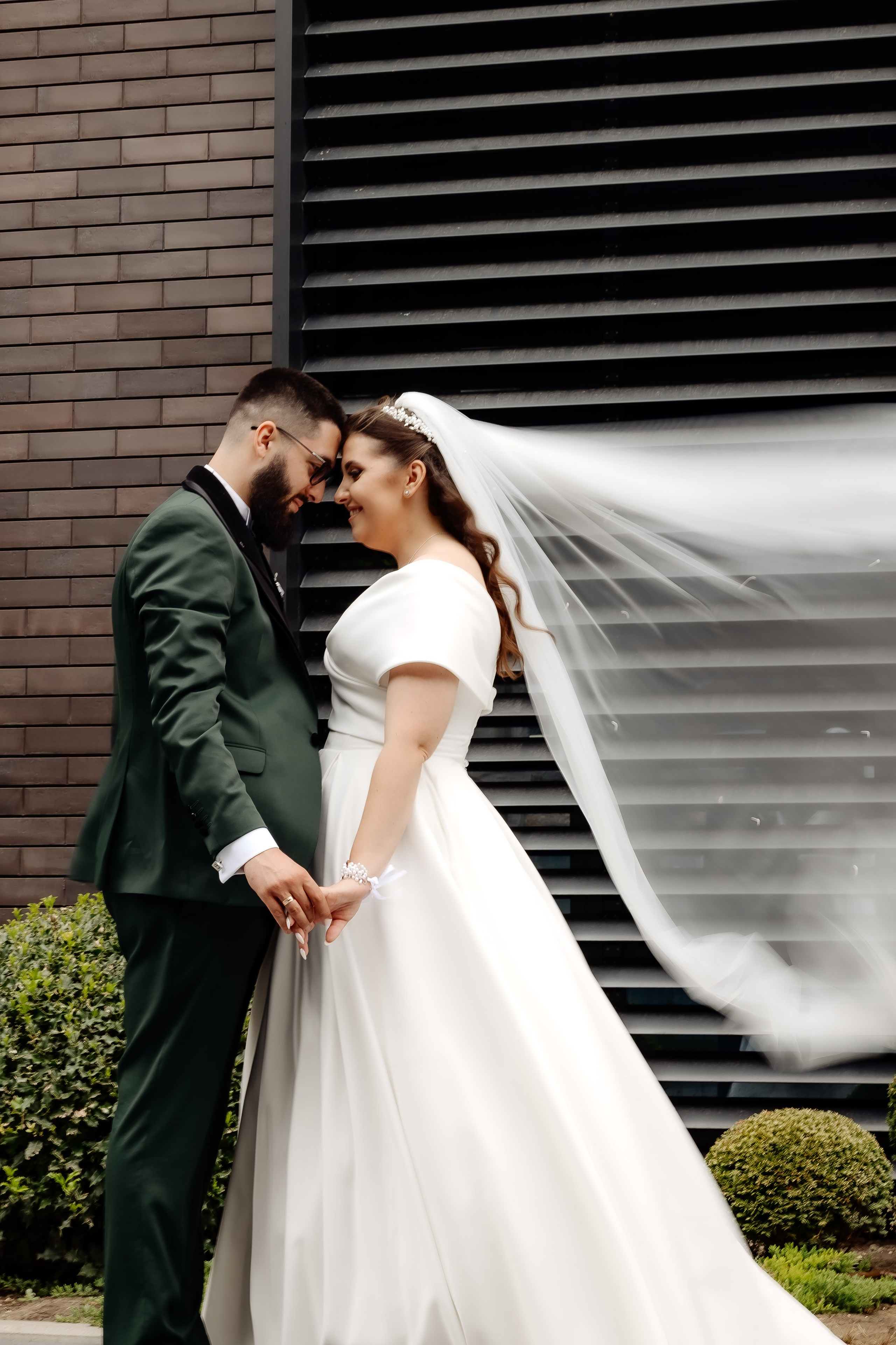 D & C. Crudueugen.com