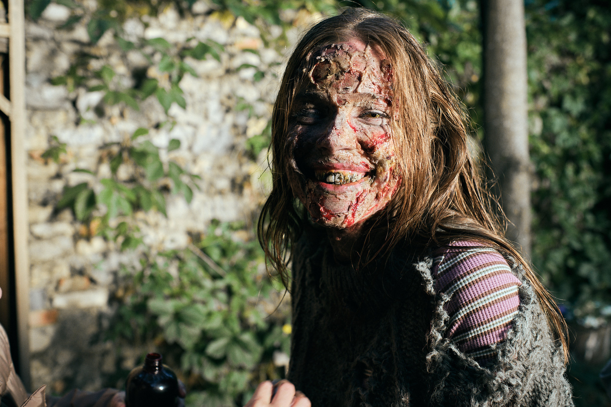 Фото съемка бэкстейджей — одно из моих любимых направлений. Я обожаю рассказывать истории, показывая закулисье создания клипов, фильмов, сериалов, рекламы, Приятнее всего в съемке бэкстейджа, когда съемочная группа благодарит тебя за то, как ты смог показать их работу. Ведь бэки — это тоже портфолио