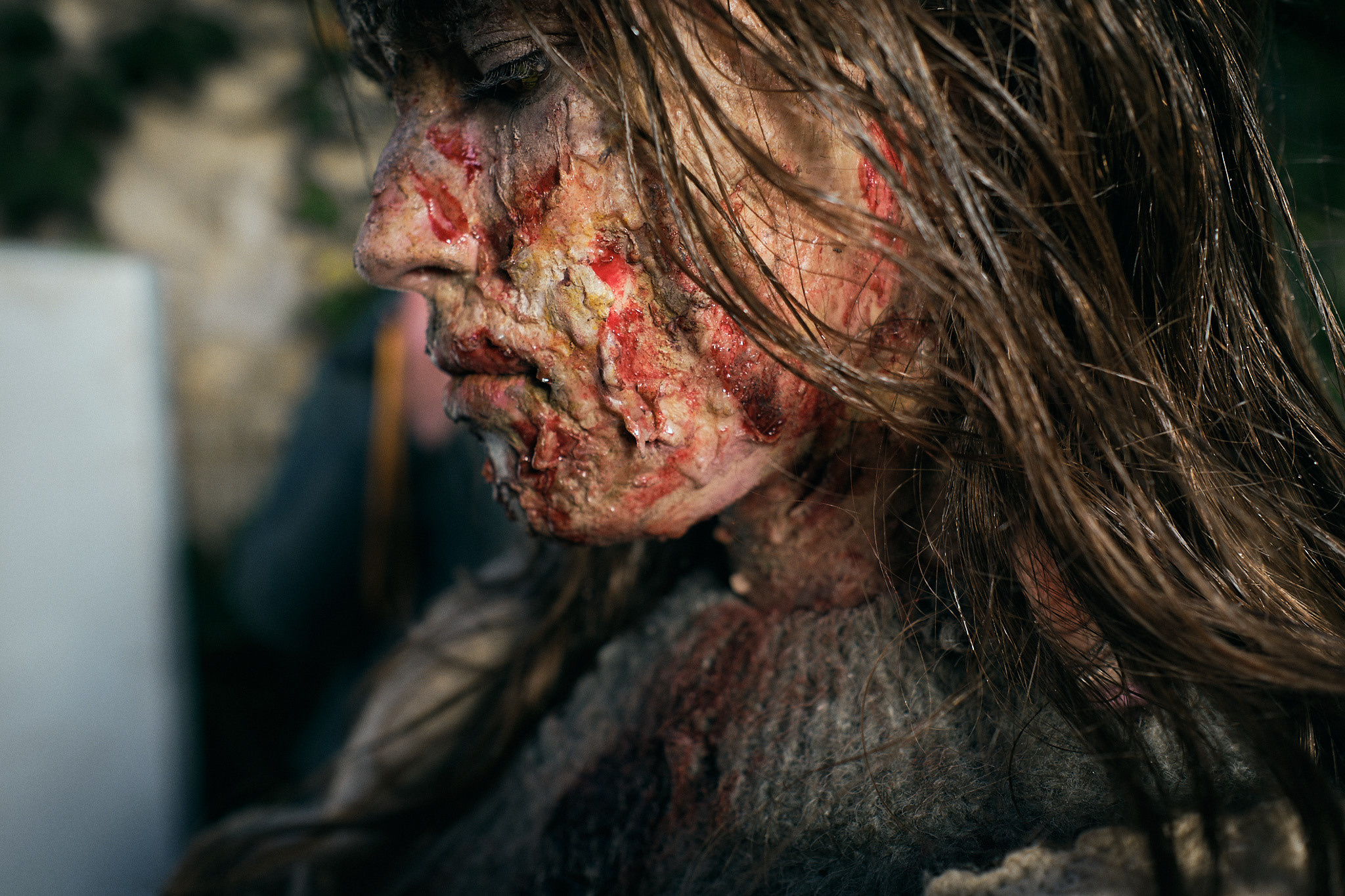 Фото съемка бэкстейджей — одно из моих любимых направлений. Я обожаю рассказывать истории, показывая закулисье создания клипов, фильмов, сериалов, рекламы, Приятнее всего в съемке бэкстейджа, когда съемочная группа благодарит тебя за то, как ты смог показать их работу. Ведь бэки — это тоже портфолио