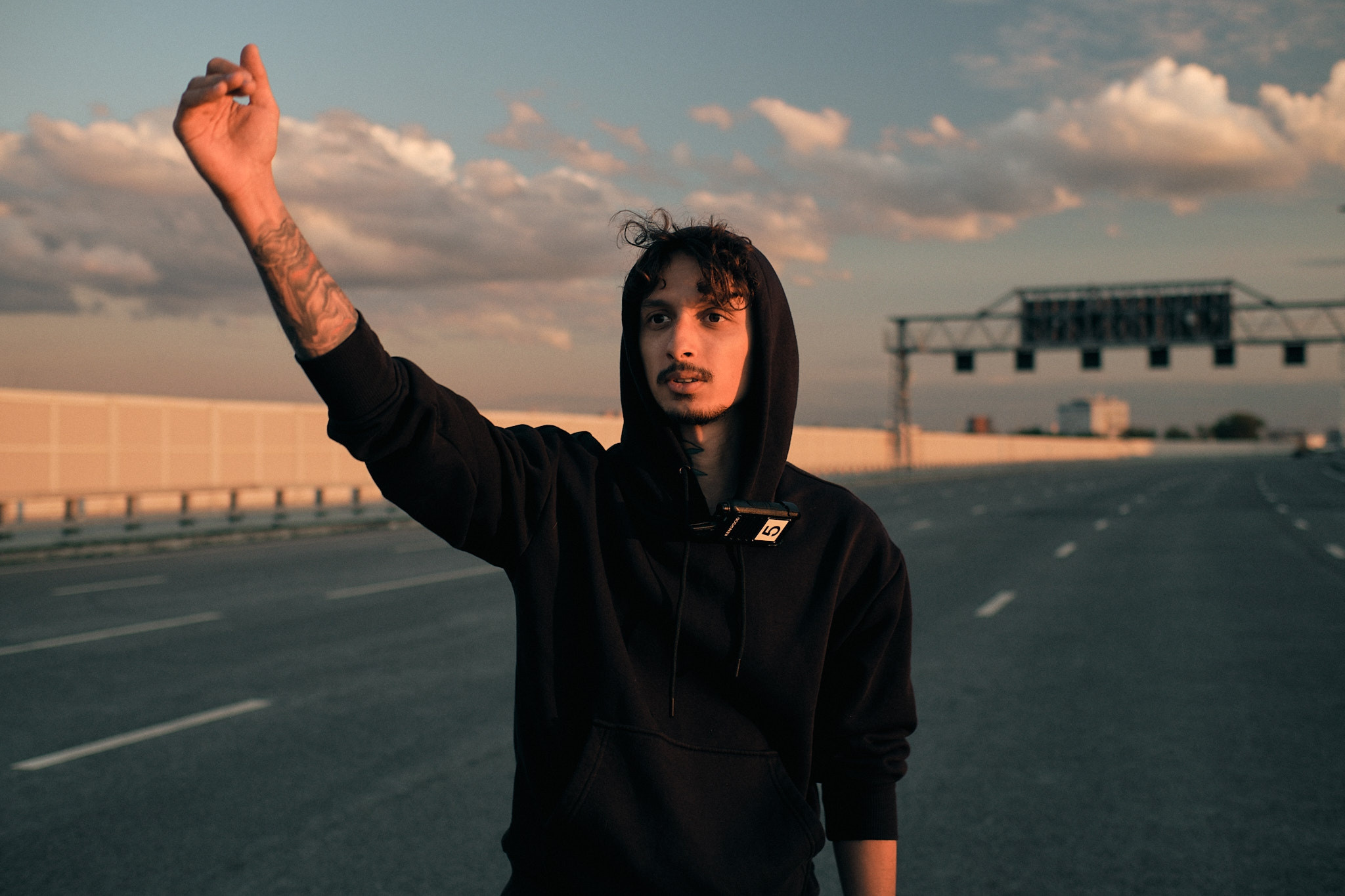 Бэкстейдж клипа Bahh Tee & Turken — Пройдёшь