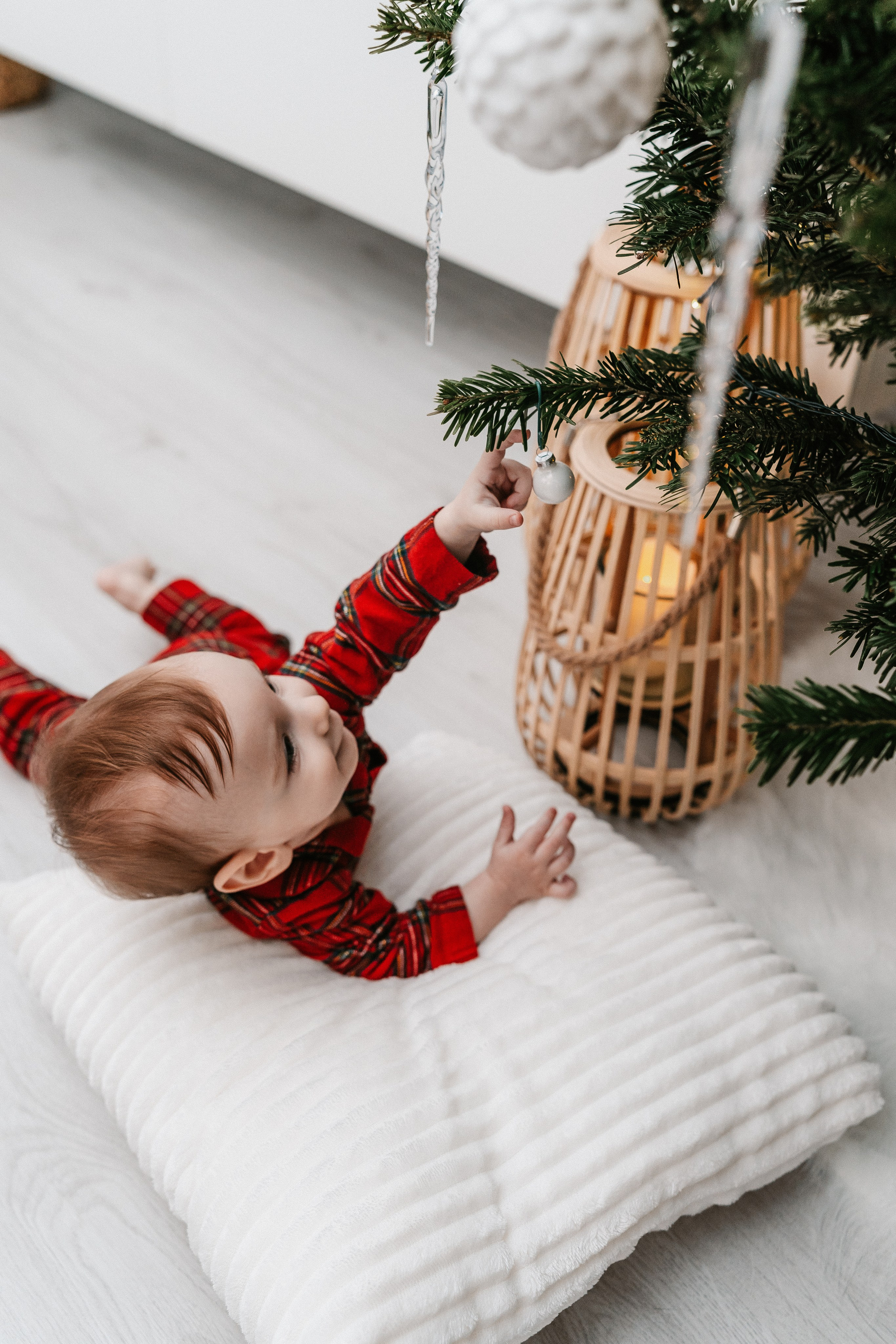 Ducuții — Crăciun. Dara Lens | The art of remembering