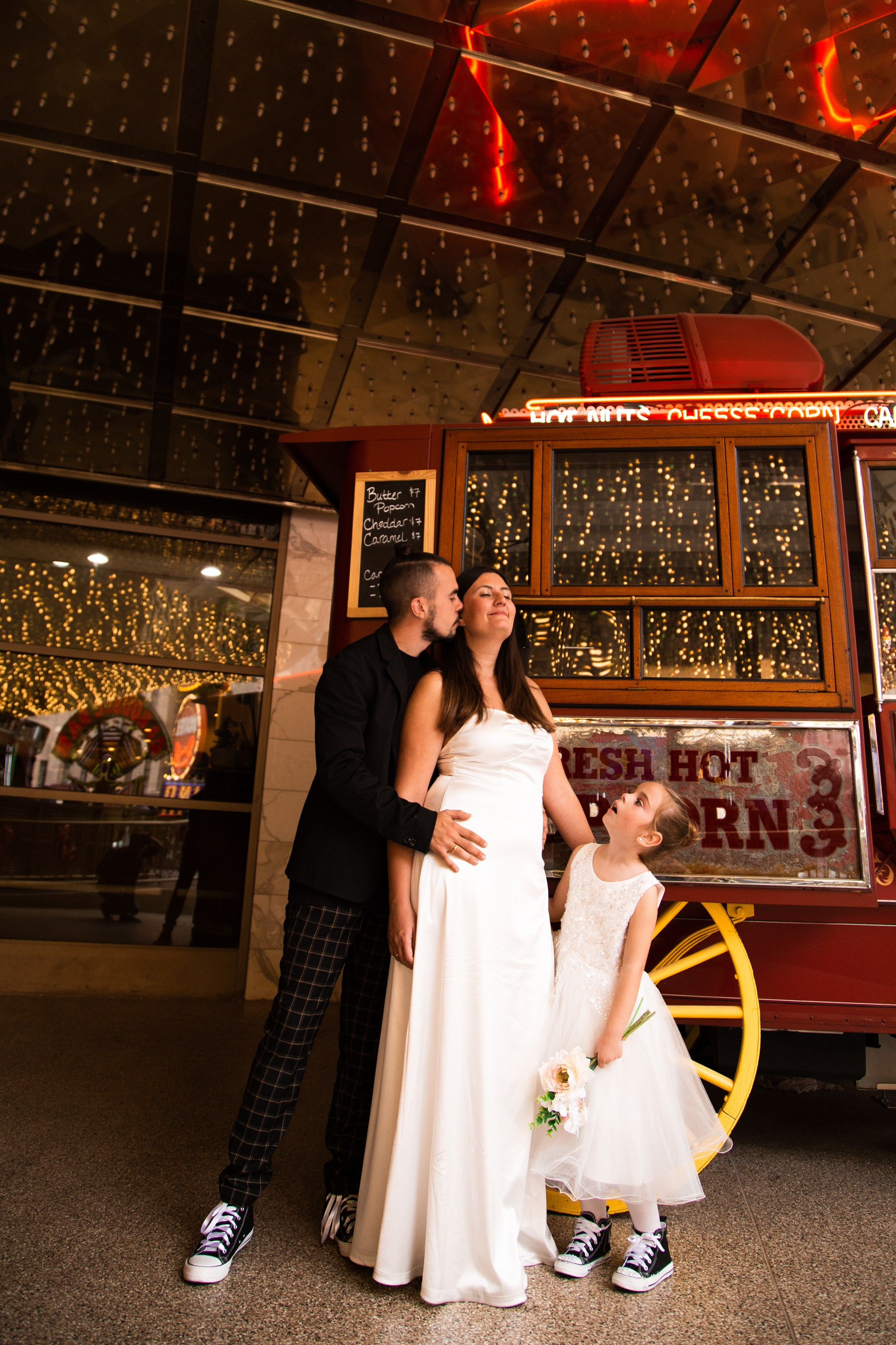 L&A. Wedding & elopement photographer Viktoriya Kravtsov. Las Vegas