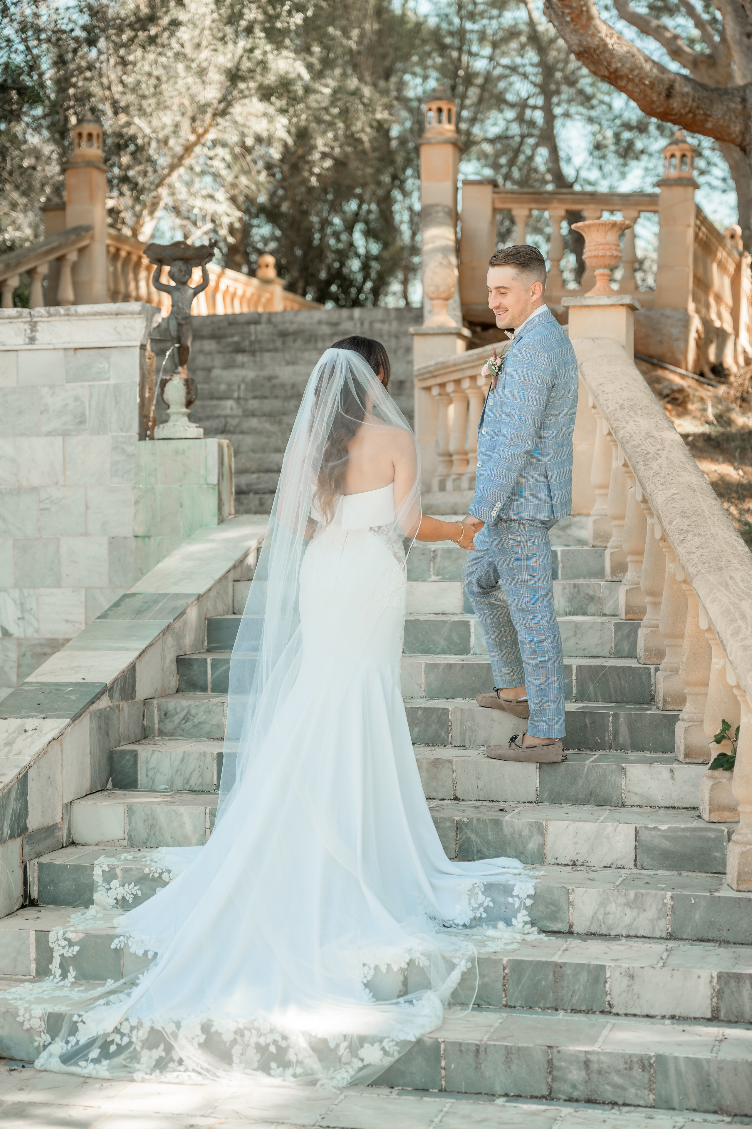 Simone und Florian. Deine Fotografin auf Mallorca für Familien und Business