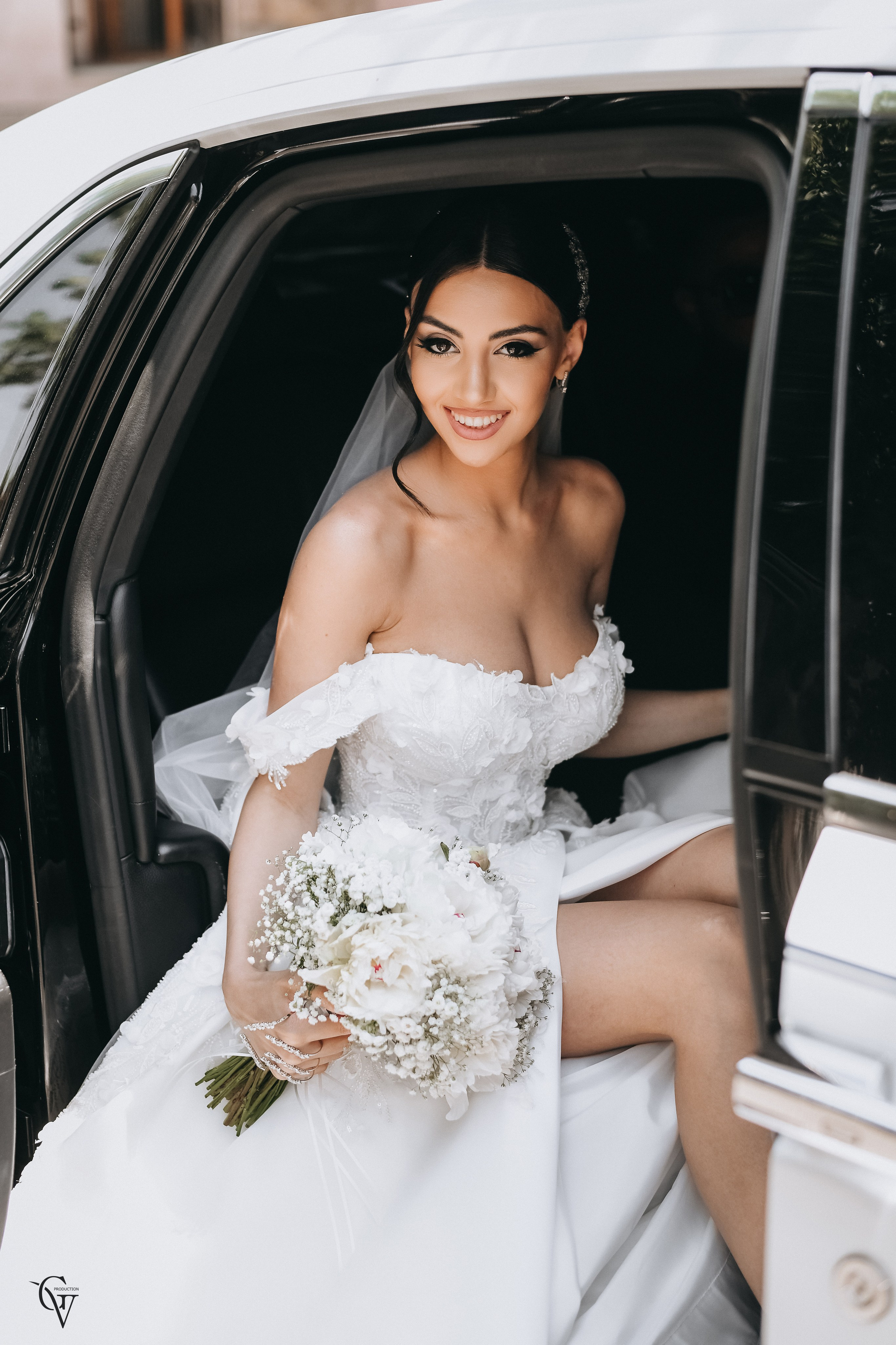 Свадебная фотосессия в Гарни. Свадебные фото и видео сьемки в Армении и во всем мире!!! Фотогаф в Ереване!!!