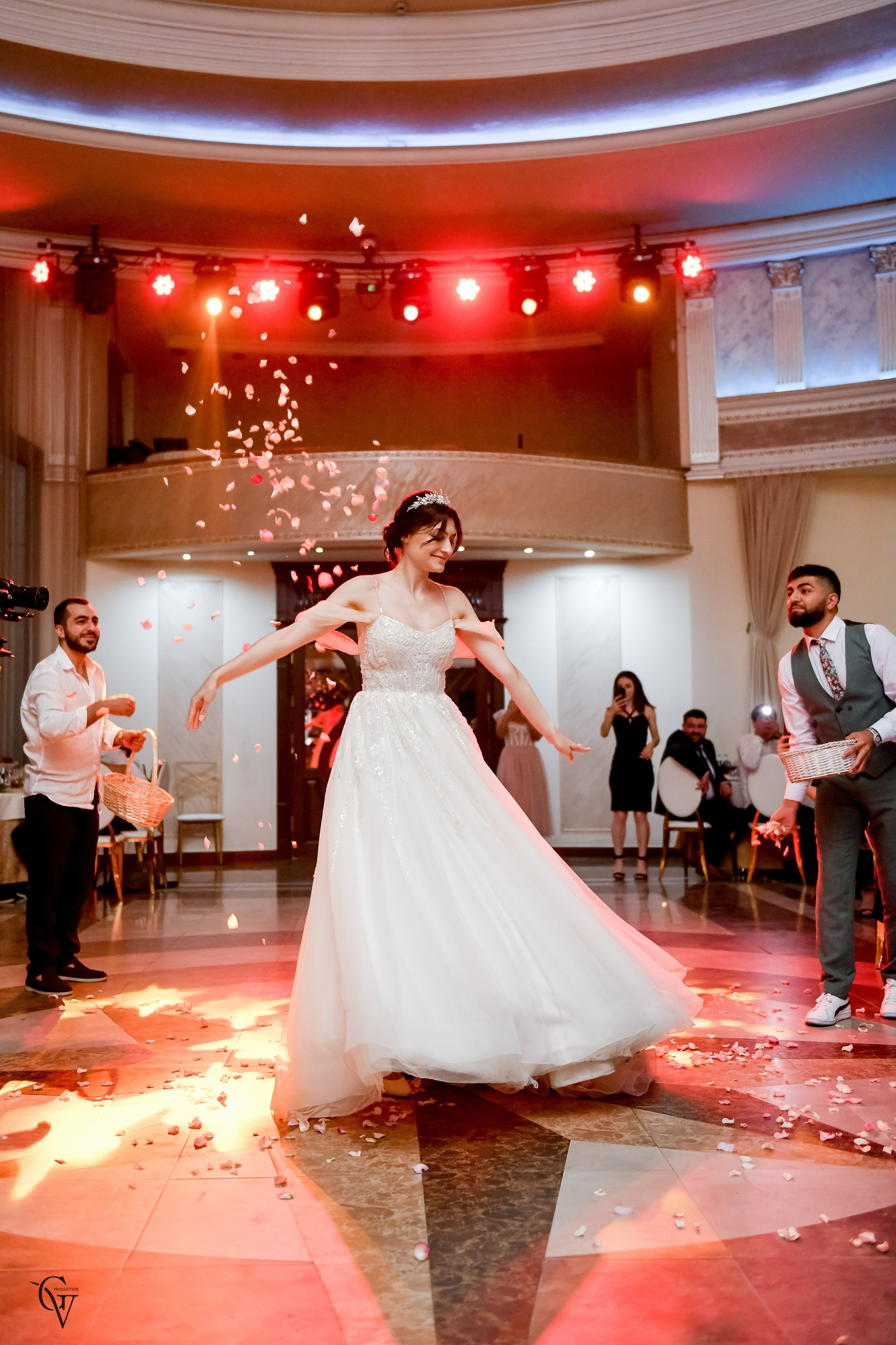 Vahe & Irma. Wedding photos and video shooting in Armenia and all over the world!!! Photographer in Yerevan