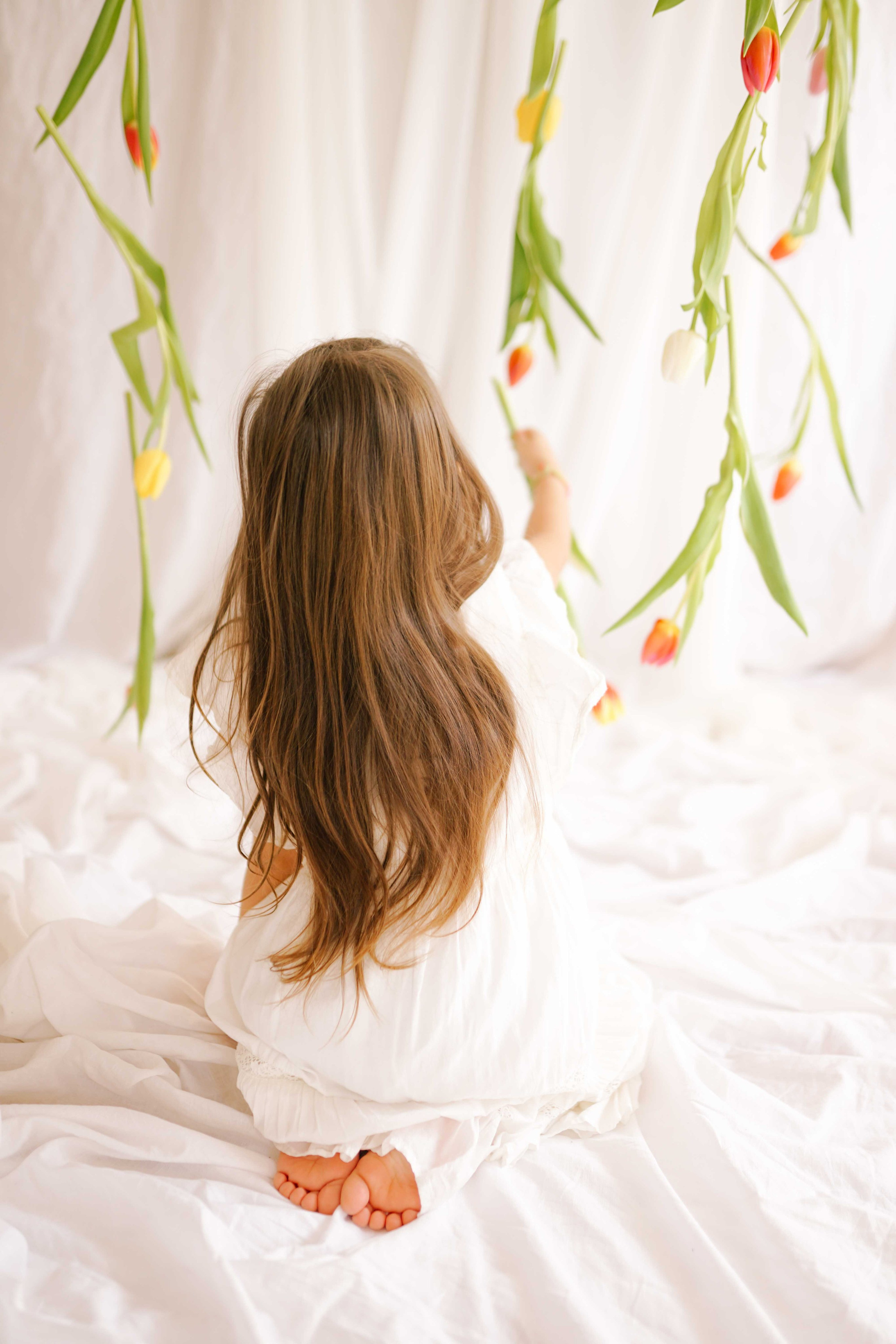 Ședințe Foto Primăvara Colorată Brașov | Mădălina Beda. Madalina Beda- Artist vizual, fotograf, doula la nastere, consultant babywearing Brasov si in toata tara