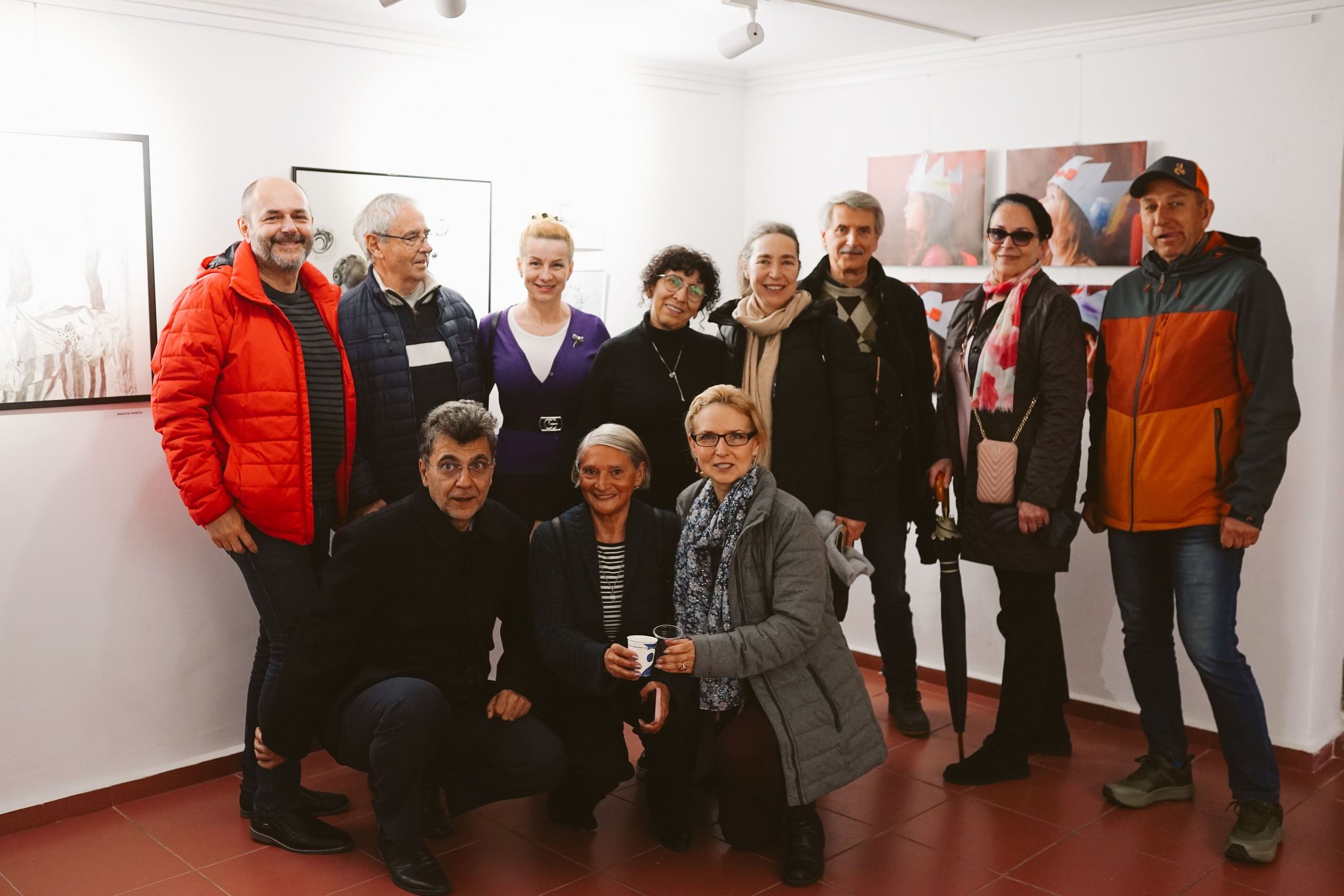 Tu nu știi Viata? Expoziție Univers Ludic | Mădălina Beda. Madalina Beda- Artist vizual, fotograf, doula la nastere, consultant babywearing Brasov si in toata tara