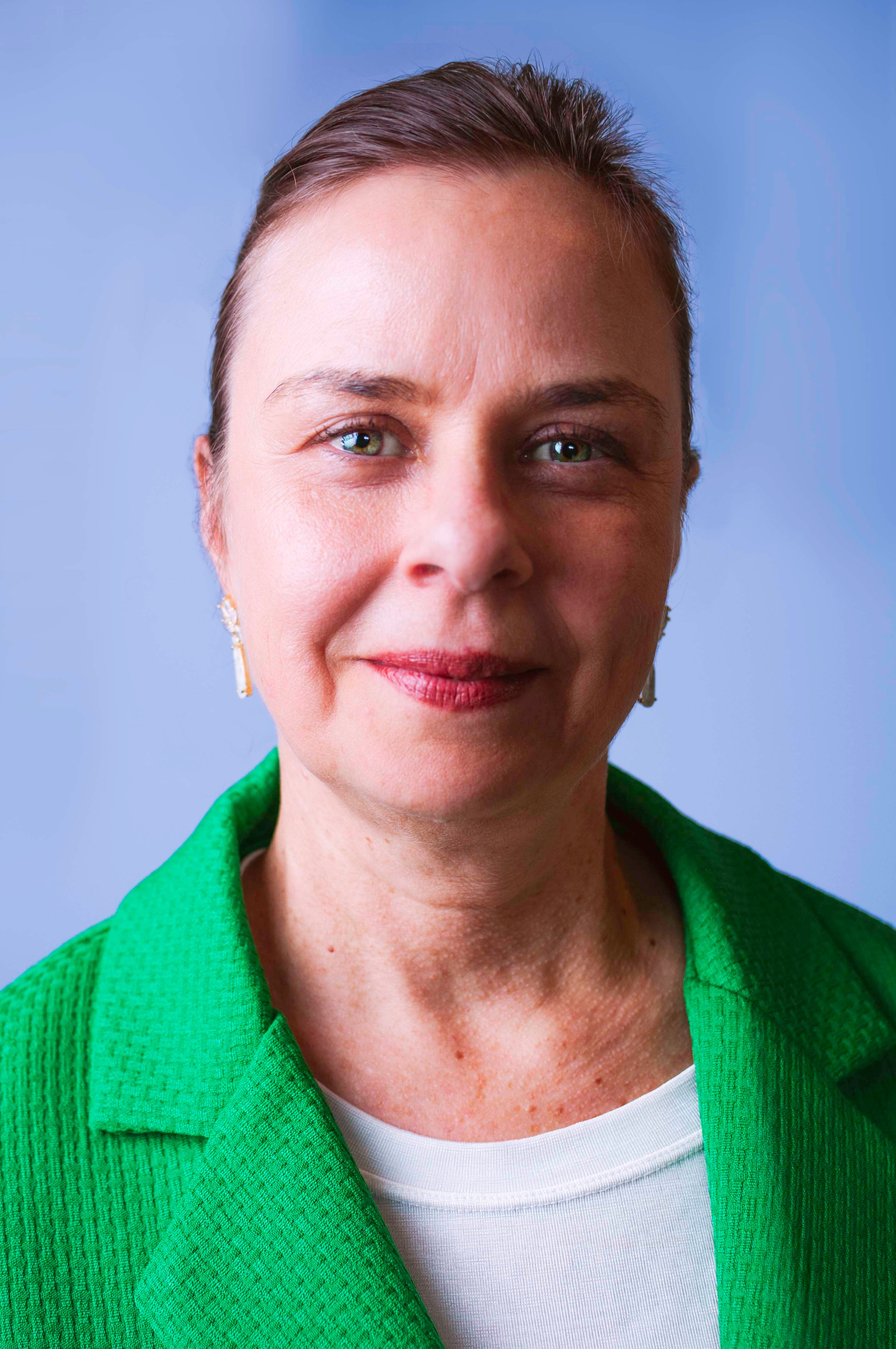 Retrato profissional feminino psicologa.