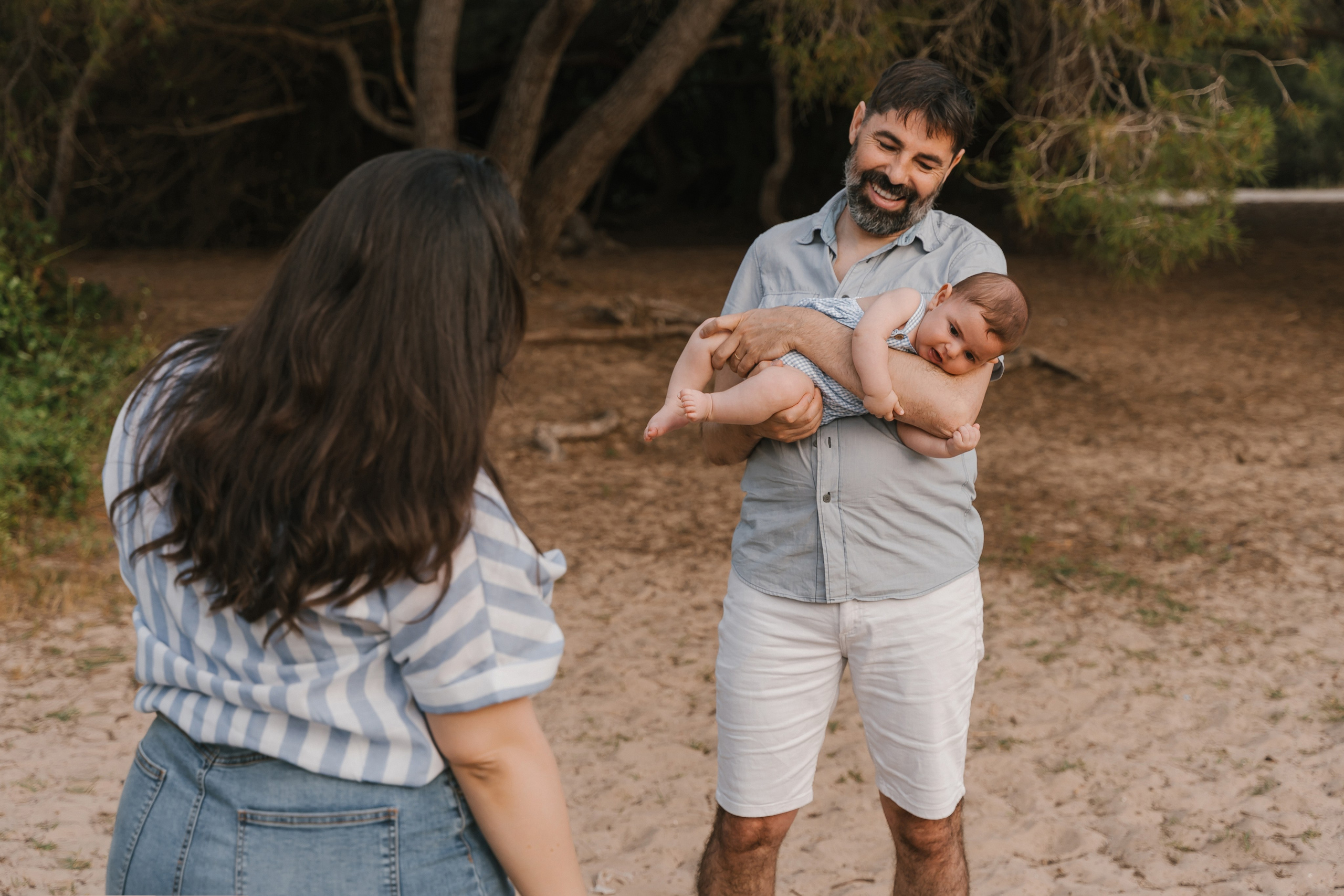 Tania, Antonio y Elias. Fotógrafa de bodas y familias en España, Valencia: Nadia ProFoto