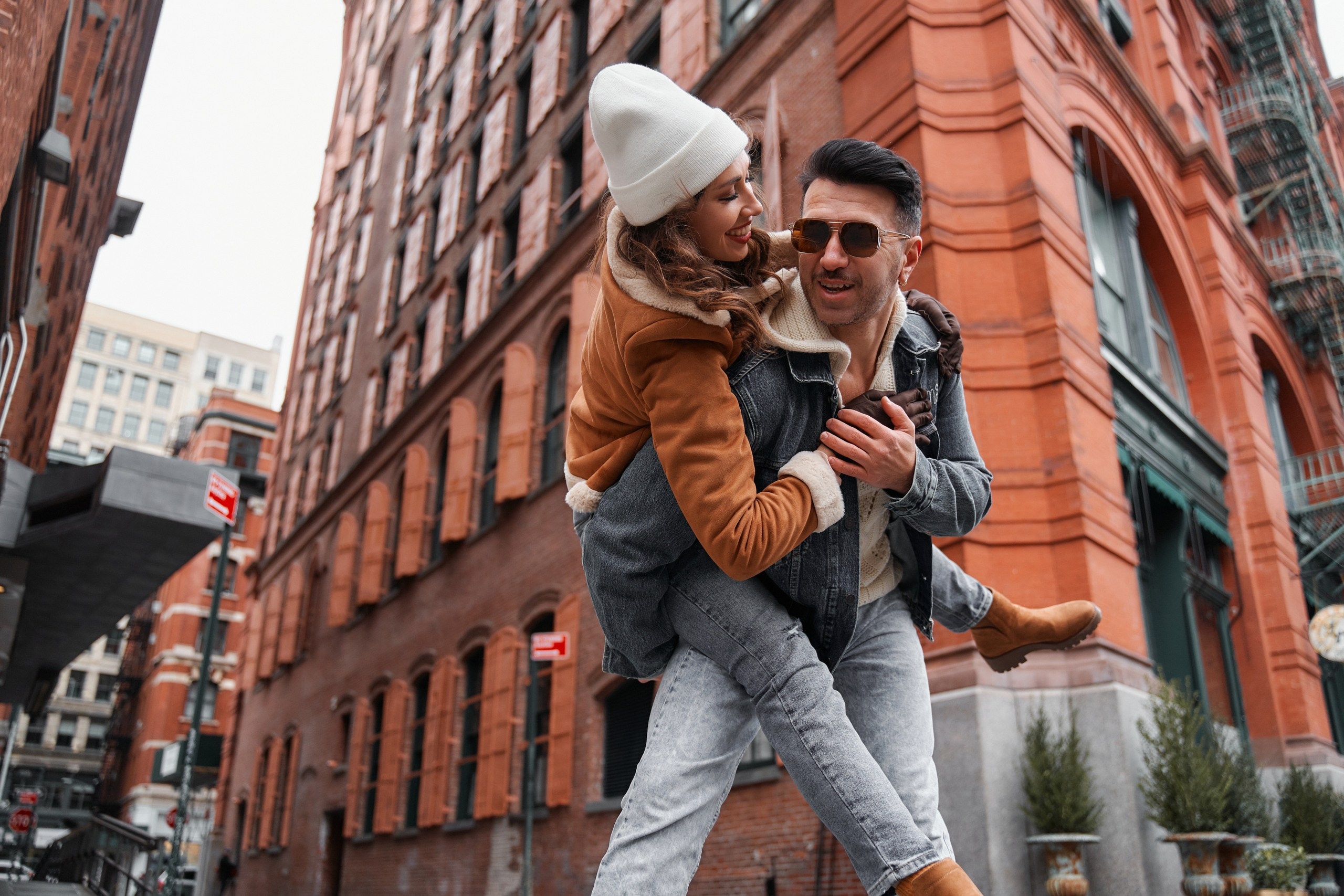 Engagement photo shoot NYC. Professional Wedding and event photographer USA New York