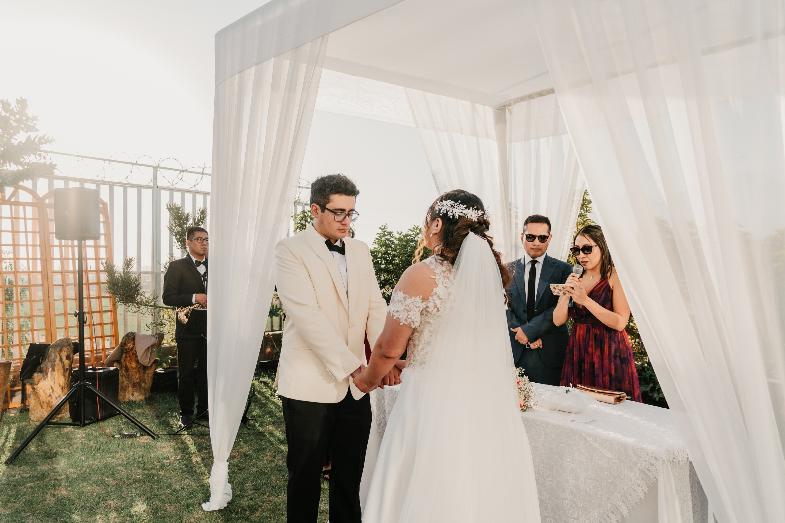 VANIA + LUIS BODA CIVIL. Studio KVTA | Fotografía y Video de Bodas en Arequipa