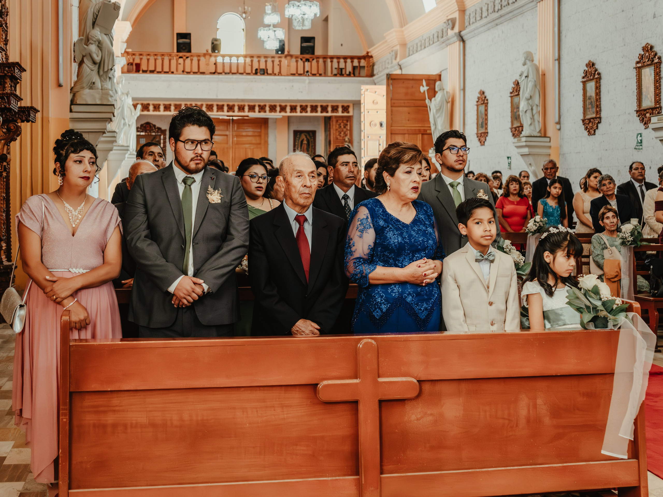 CARLA Y MARIO BODA RELIGIOSA. Studio KVTA | Fotografía y Video de Bodas en Arequipa
