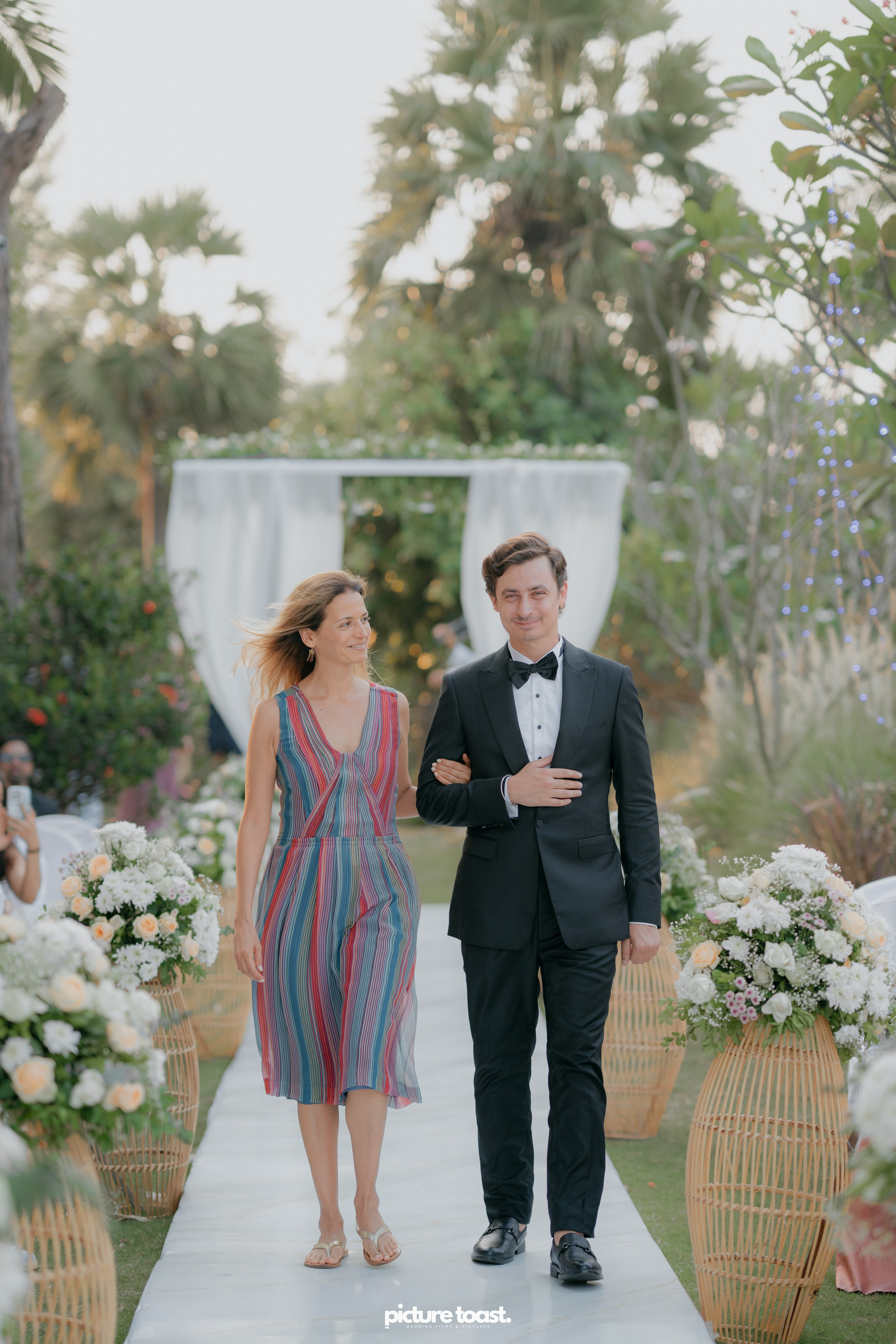 Ayesha & Adam’s English Wedding!. Fine art Wedding Photographers in India & Canada