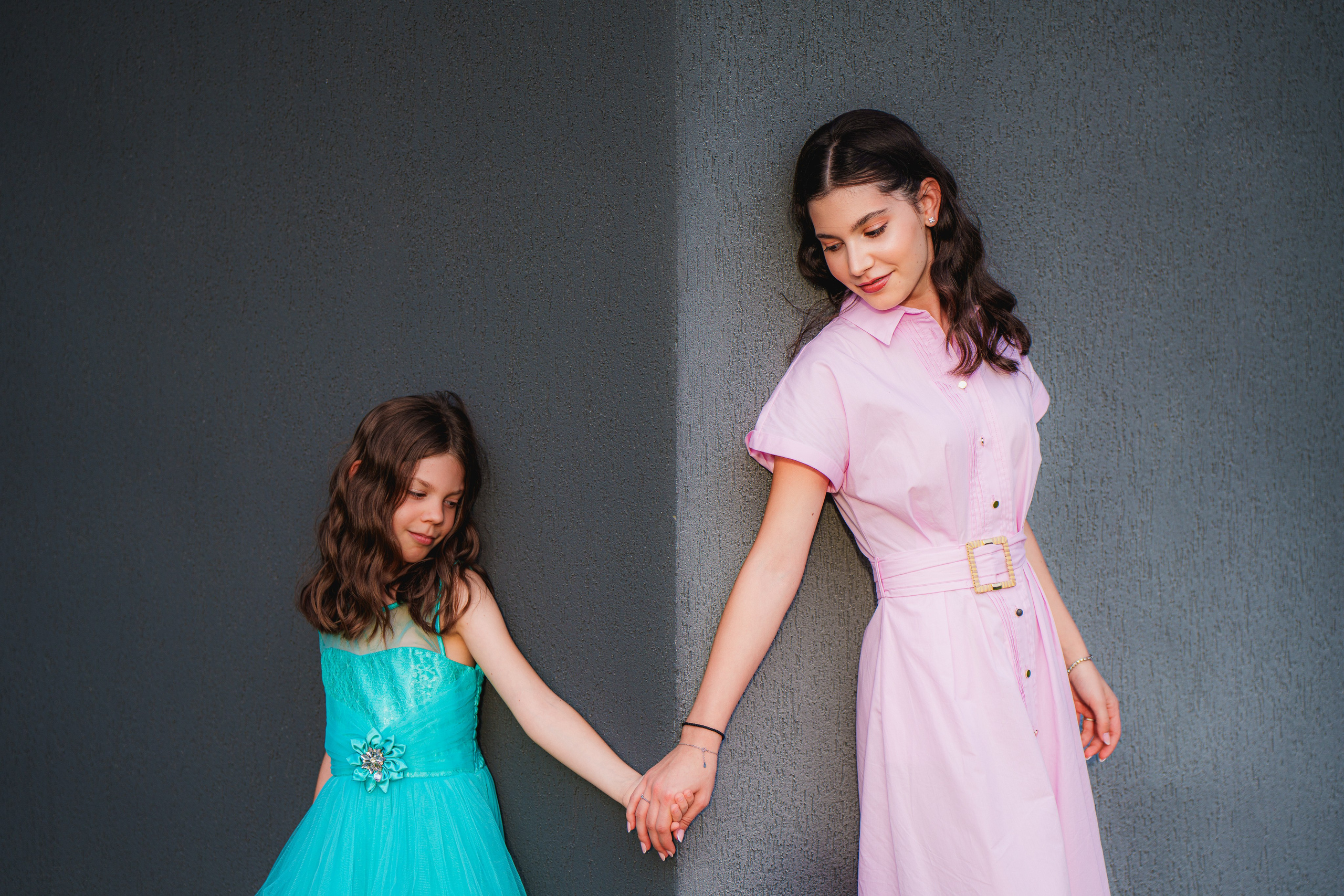 Ședința foto cu Ecaterina și Ilinca – portrete pline de zâmbete și emoție. Liviu Andrei - Fotograf