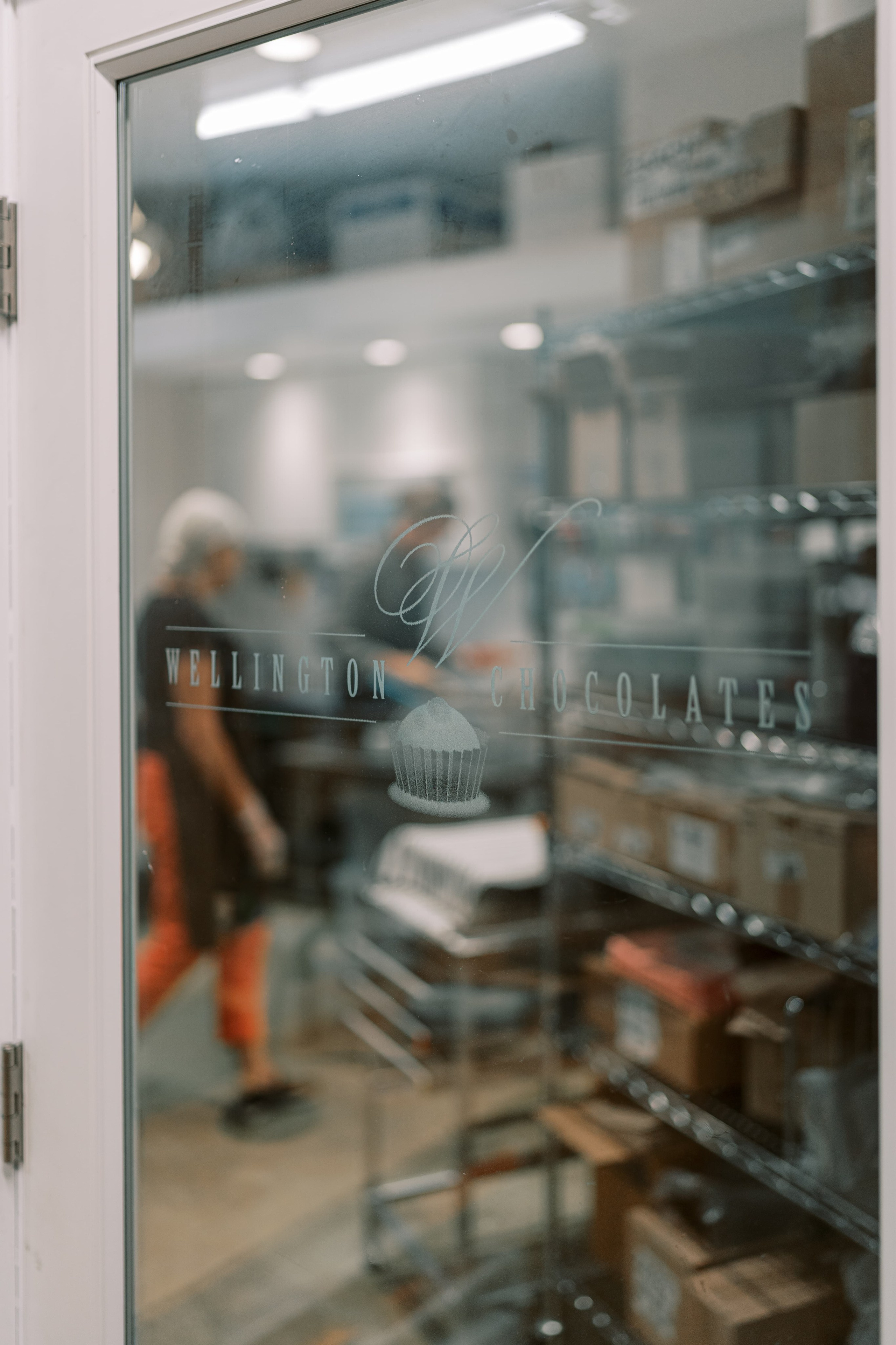 Event: Chocolate-Making Workshop. EVAN ARISTOV WEDDING PHOTOGRAPHY — Seattle Wedding Photographer