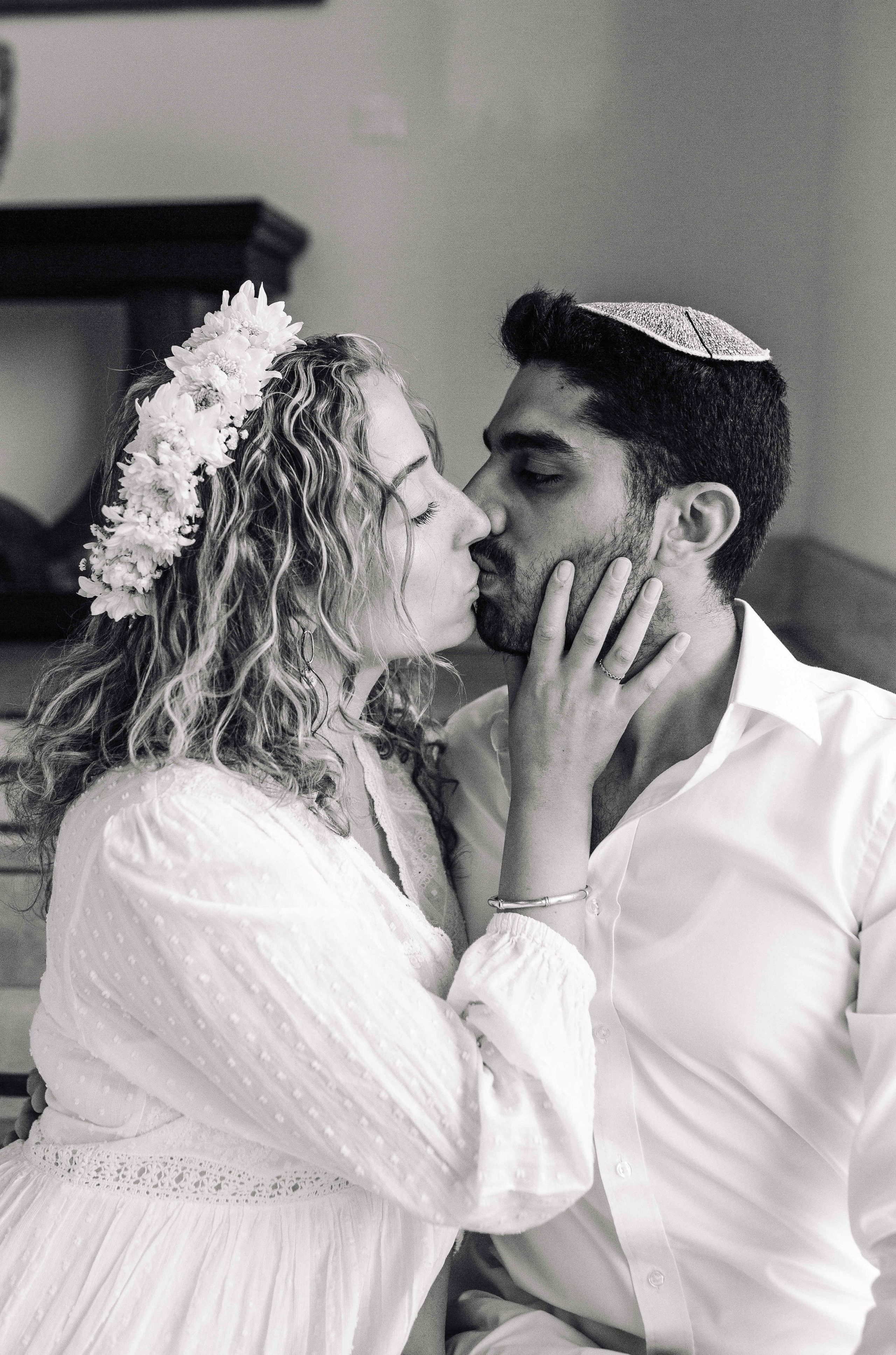 FRENCH LOVE. PHOTOGRAPHER IN ISRAEL