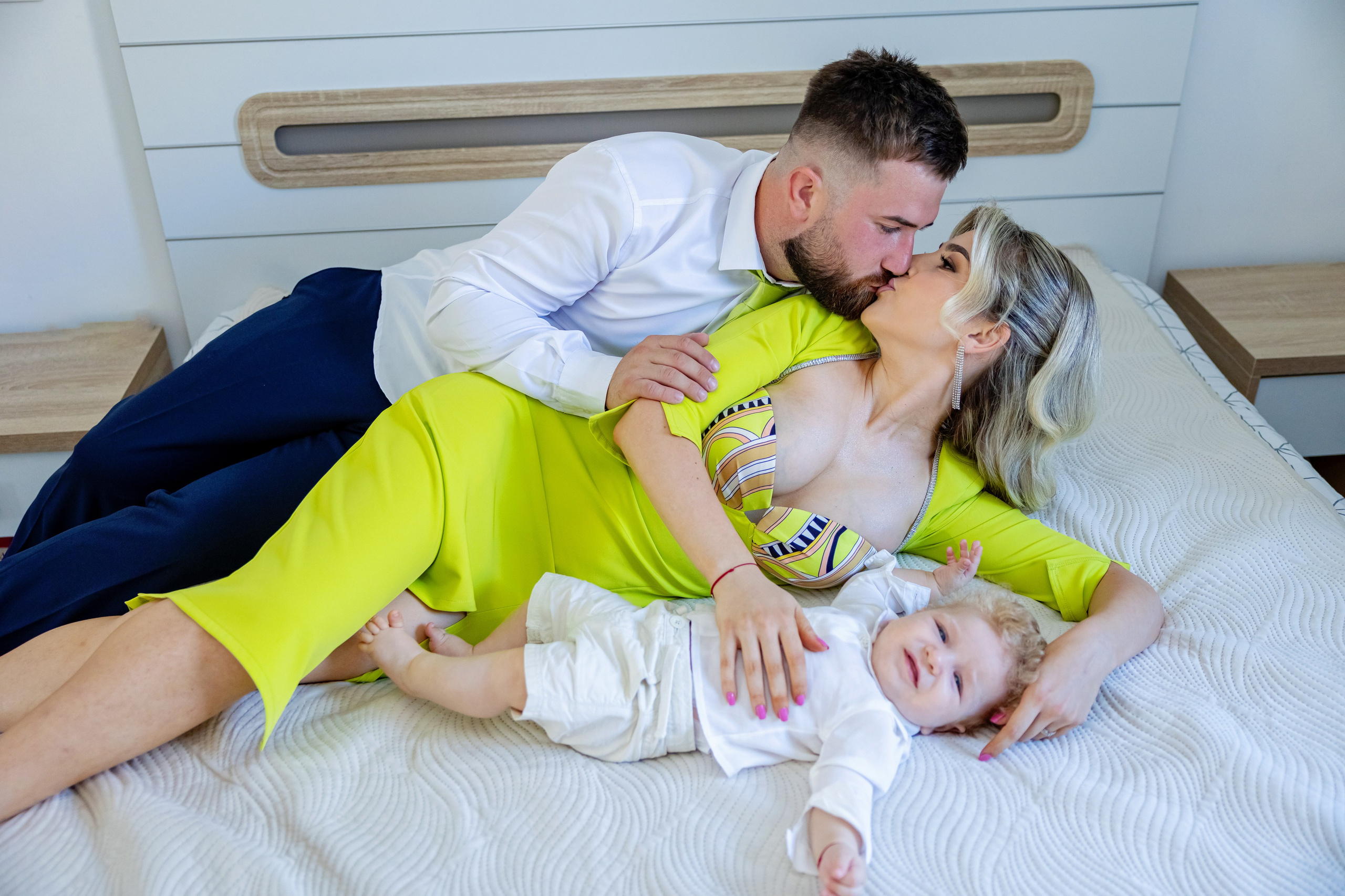 Eric Ionut. Moments By Gub