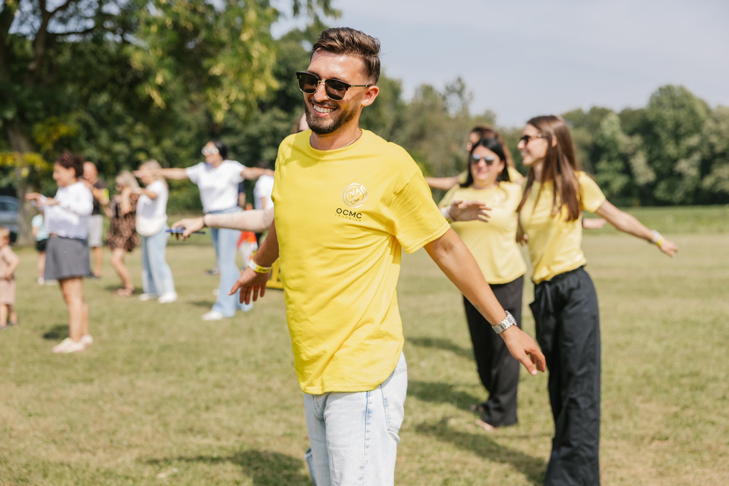 OCMC 09.13.2025. Wedding family event photographer in Chicago Nick Yushevich