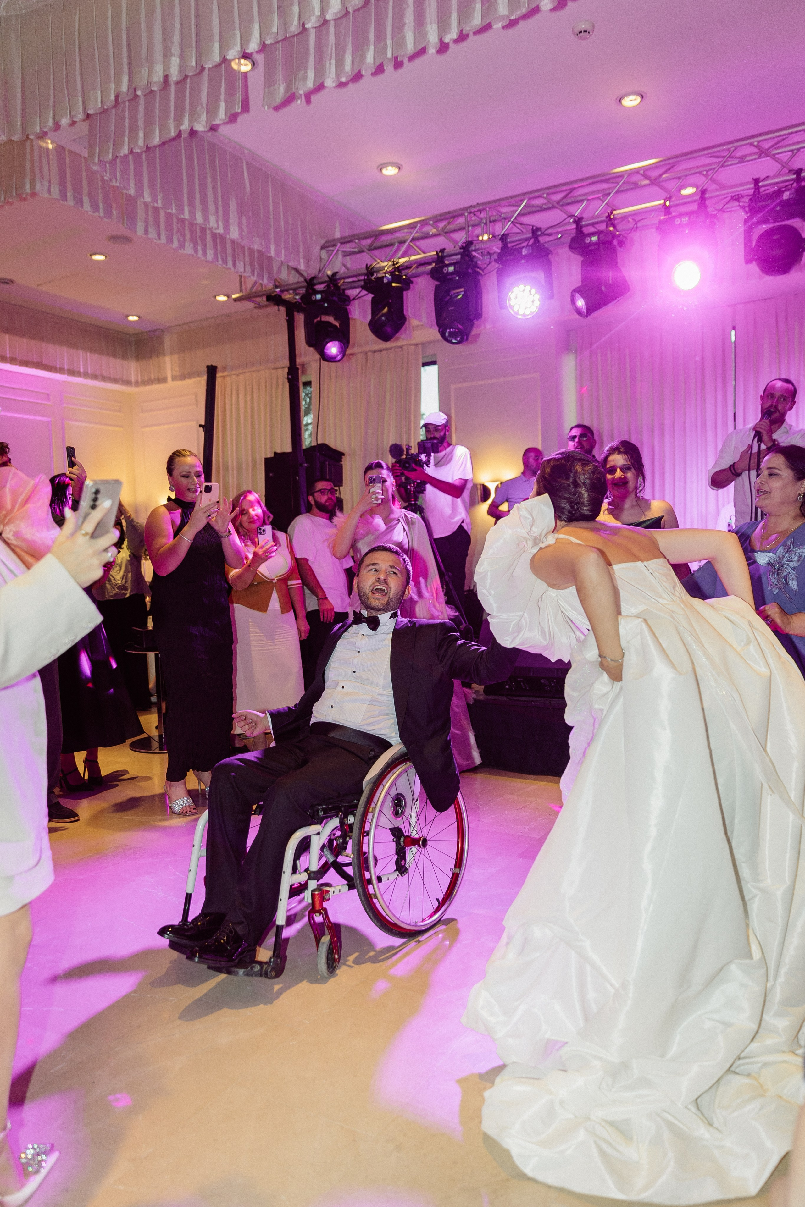 Nino & Giorgi. Photographer Anna Nazarenko