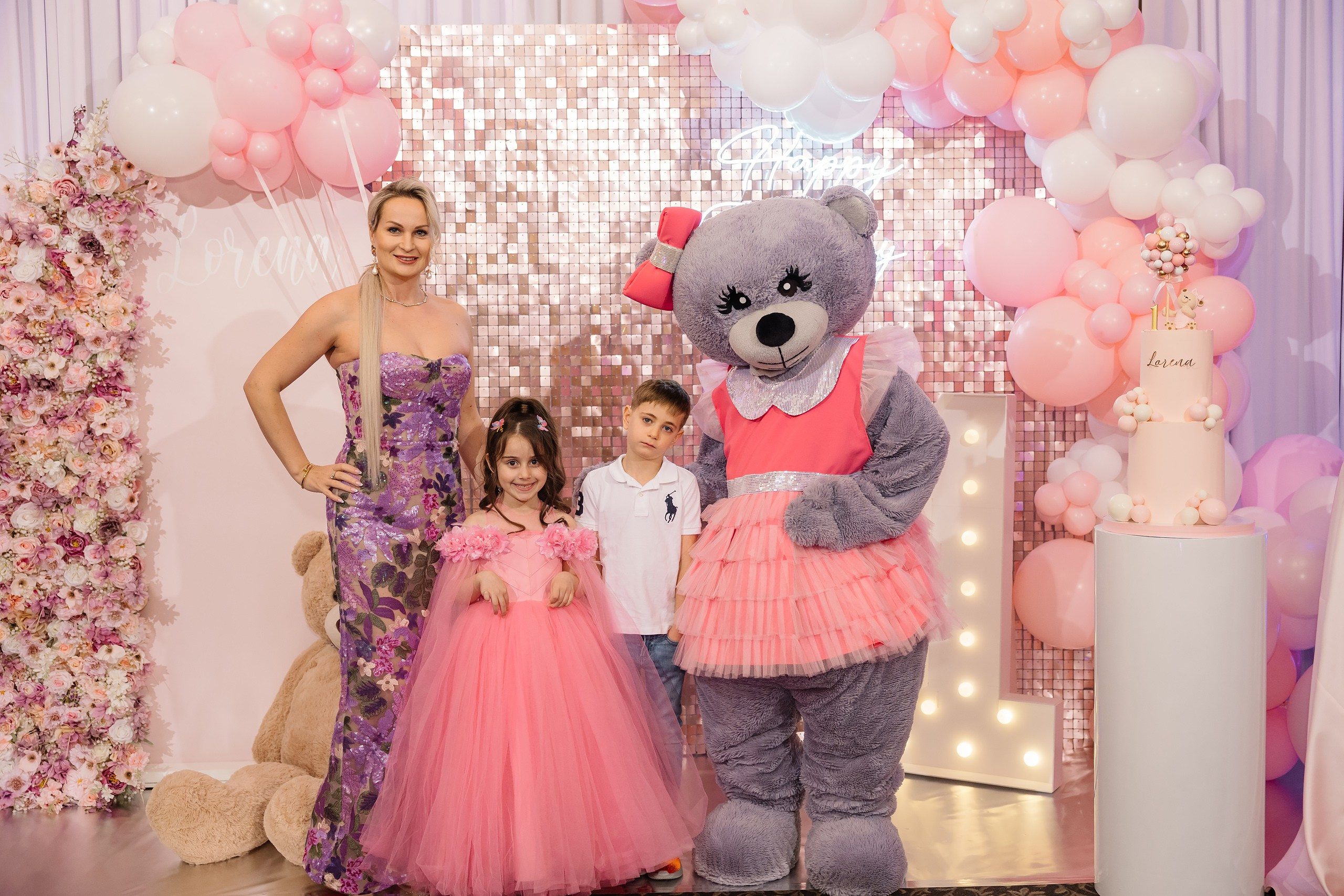 04.13.2025 First birthday. Wedding family event photographer in Chicago Nick Yushevich