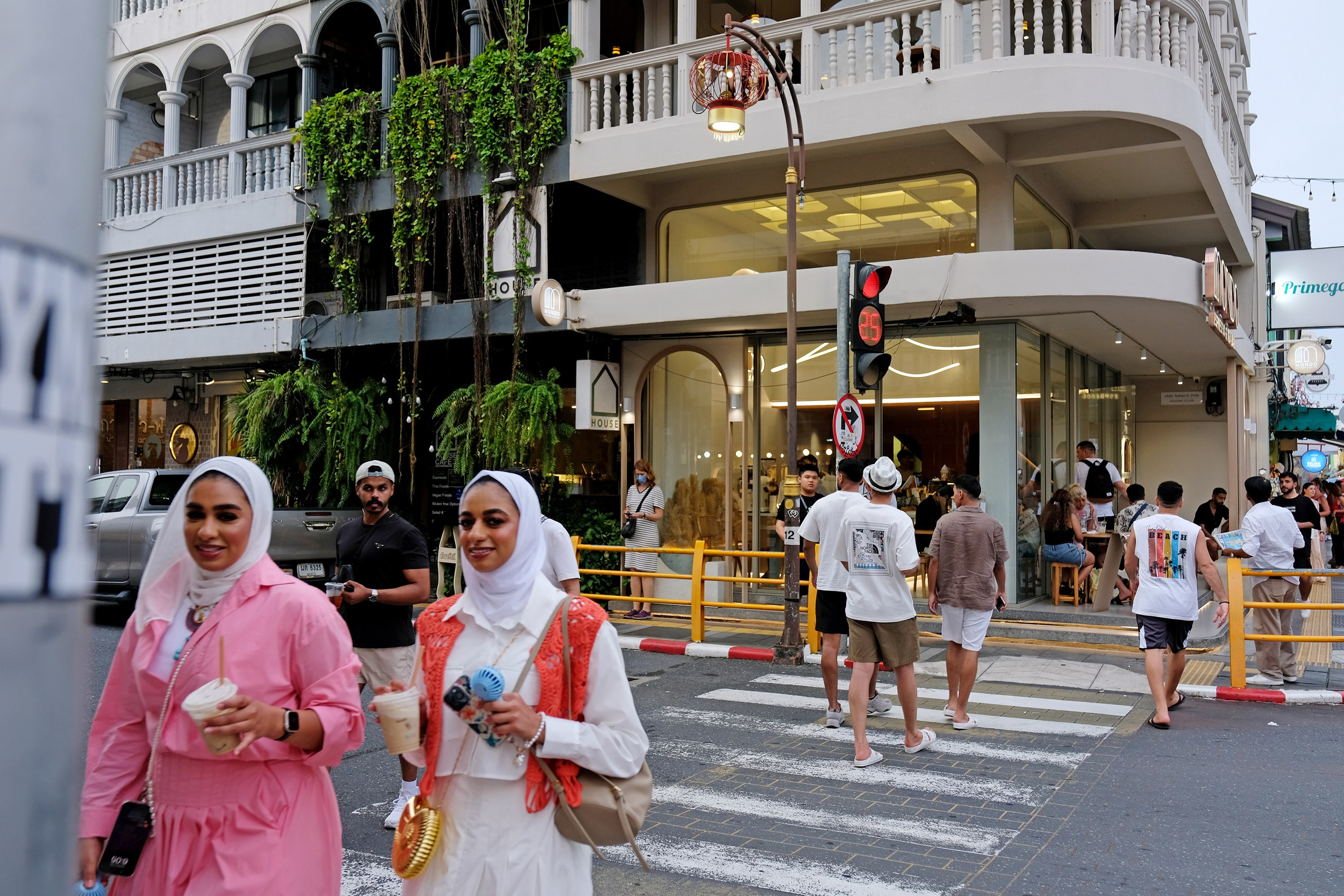 Документальные моменты из жизни города. Пхукет. Портретный фотограф Алена Новгородцева