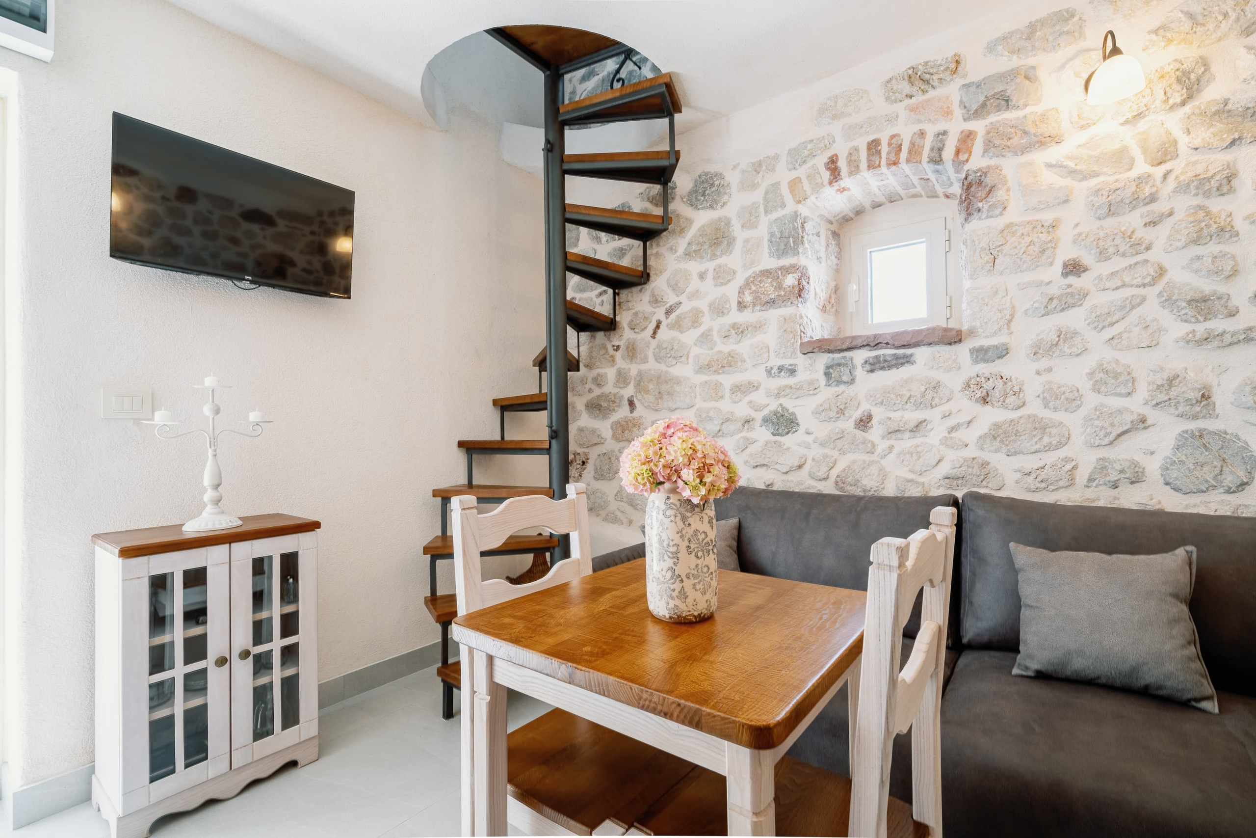 Real Estate Photography. Montenegro. EVAN ARISTOV WEDDING PHOTOGRAPHY — Seattle Wedding Photographer