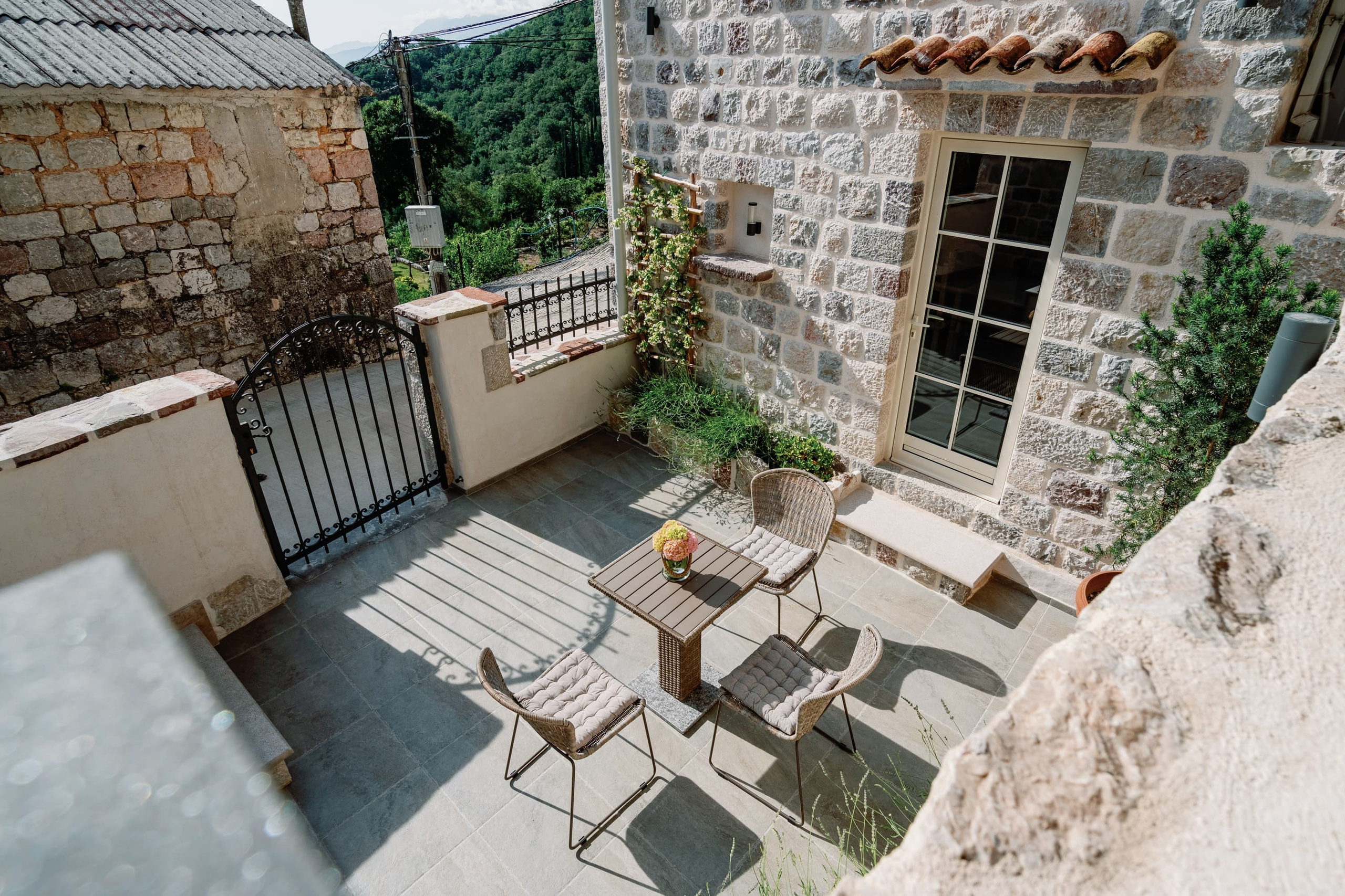 Real Estate Photography. Montenegro. EVAN ARISTOV WEDDING PHOTOGRAPHY — Seattle Wedding Photographer