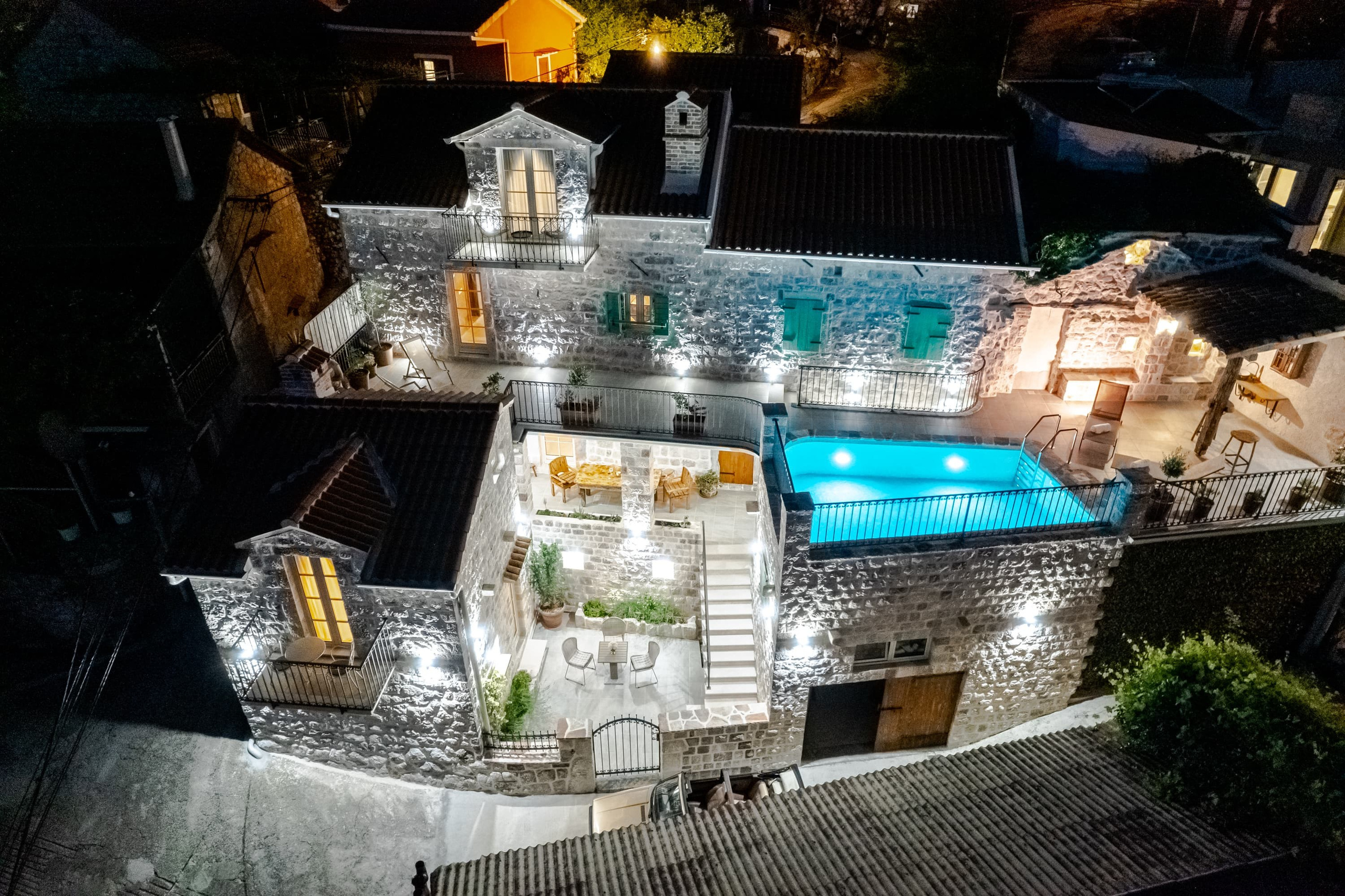 Real Estate Photography. Montenegro. EVAN ARISTOV WEDDING PHOTOGRAPHY — Seattle Wedding Photographer