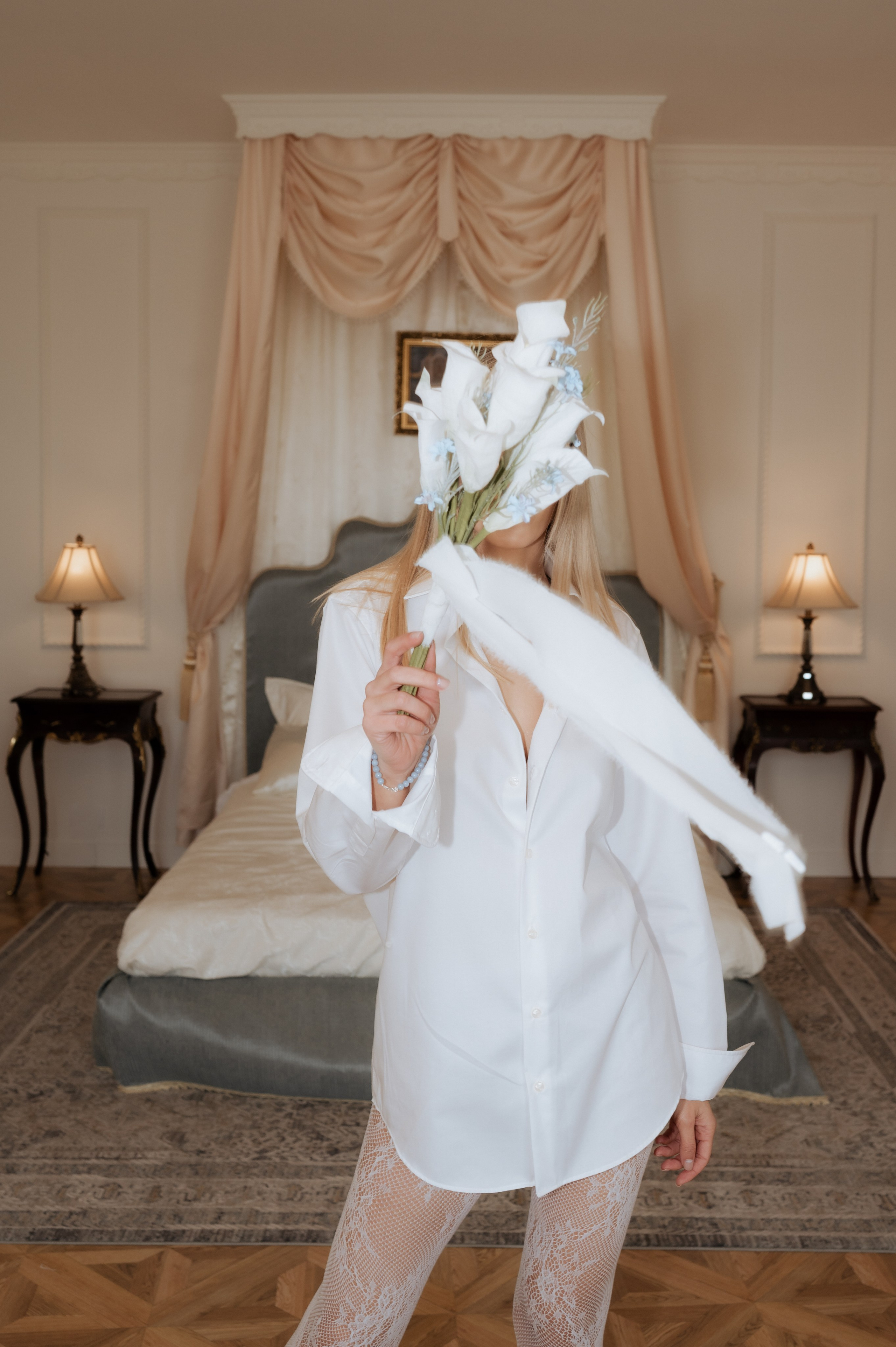 The Pearl Room. Alexandra Hanu Photographer