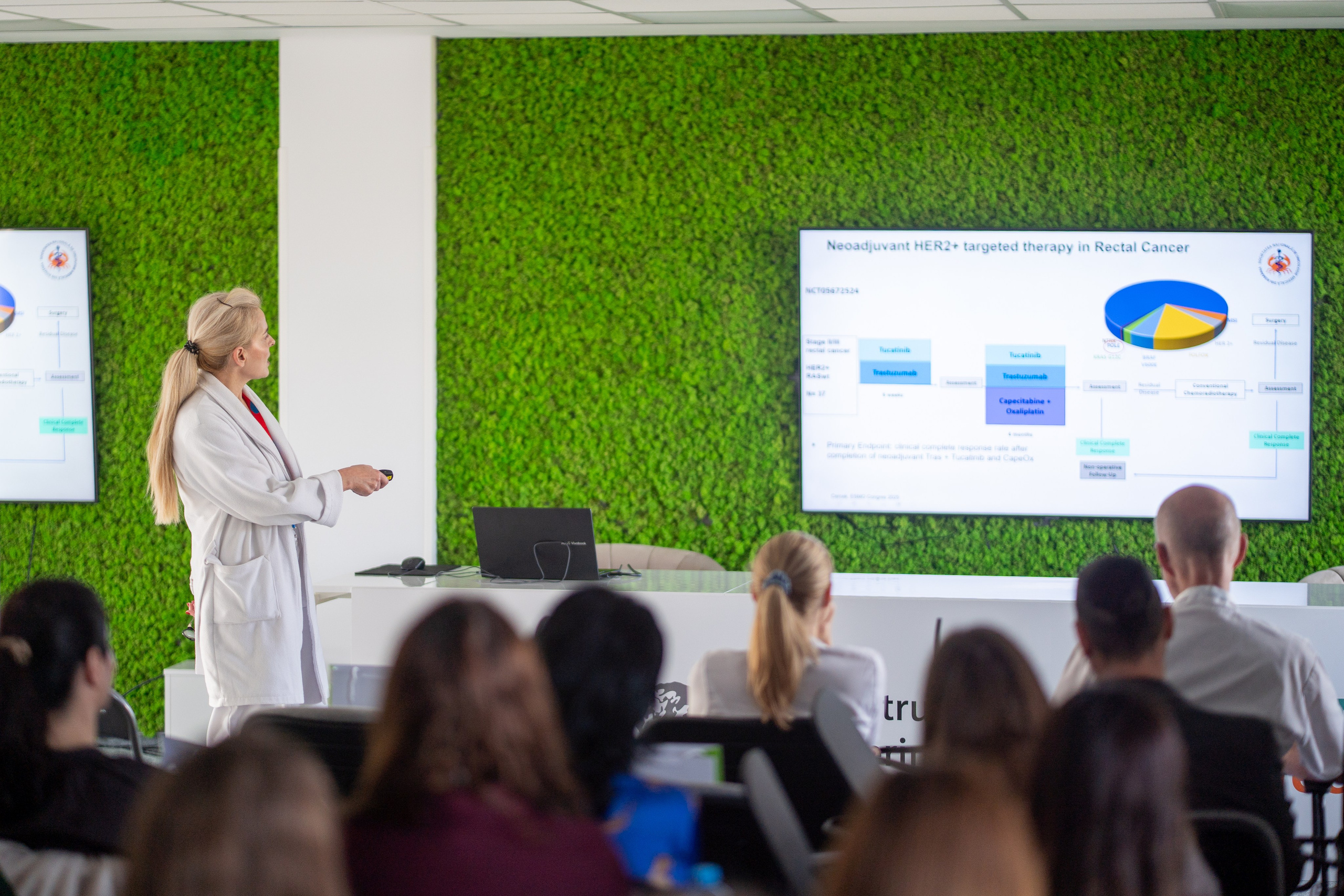 OCH 🩺Workshop Constanța: abordarea multidisciplinară a pacientului cu cancer colorectal. Adelinne — fotograf profesionist în Constanța pentru familii, bebeluși și evenimente