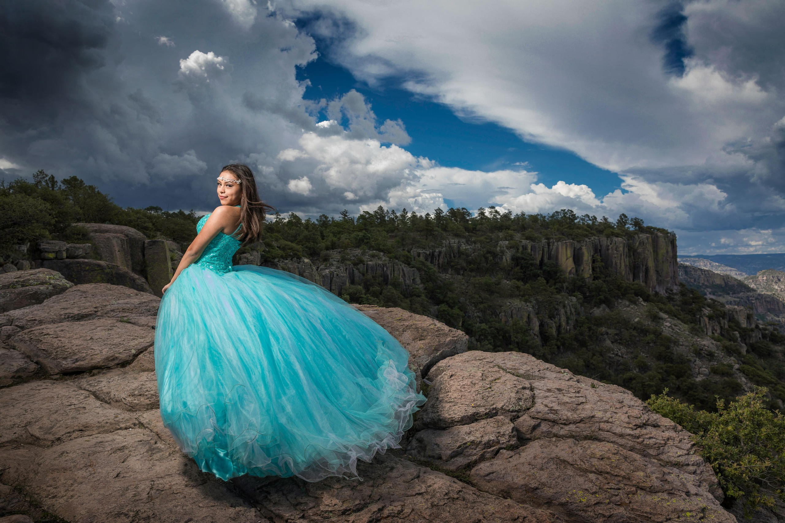Quinceañeras. Professional Photographer in Chihuahua, Mexico — Alex Mendoza