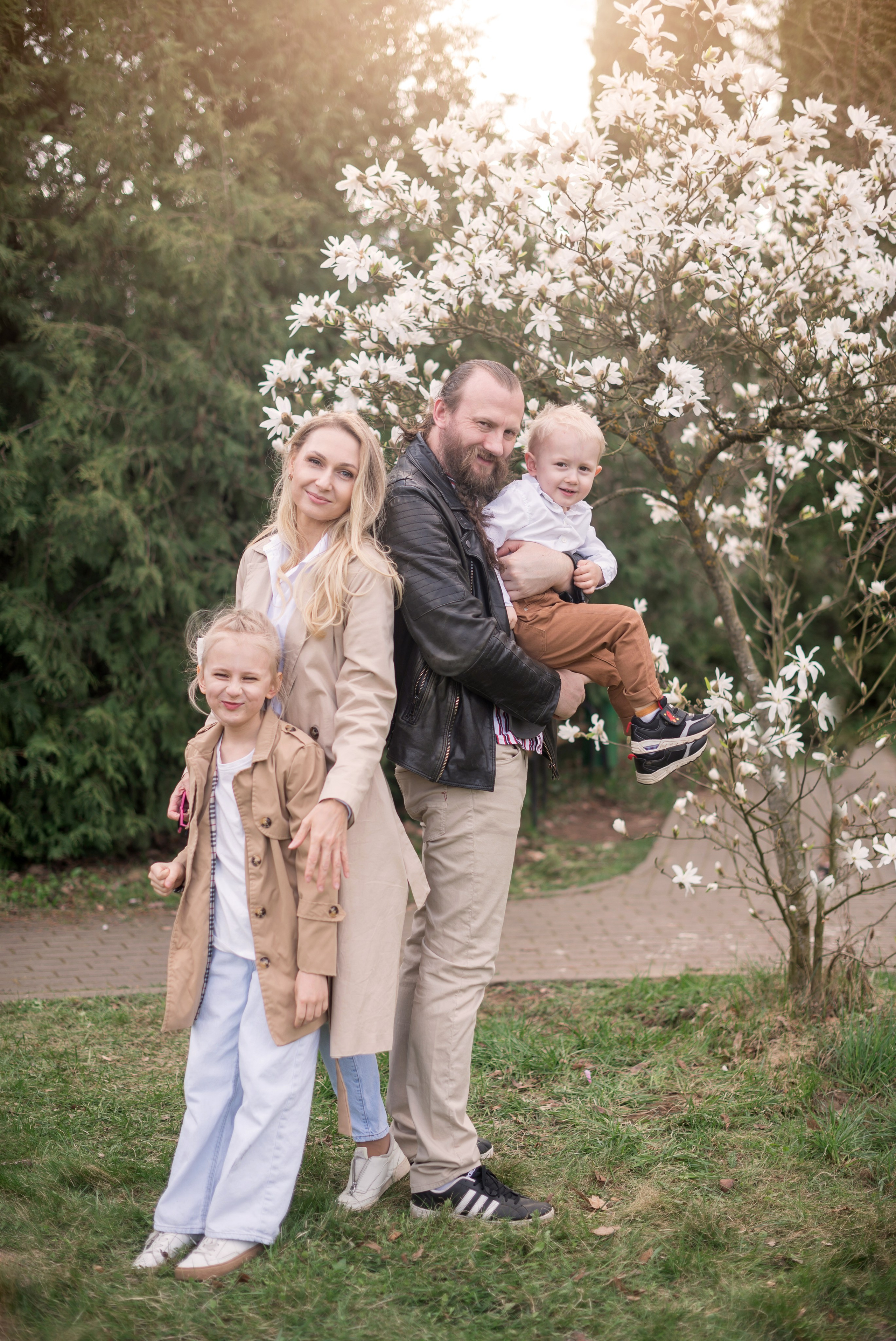 Семейная фотосессия на природе. Семейный и детский фотограф в Минске Надежда Савицкая