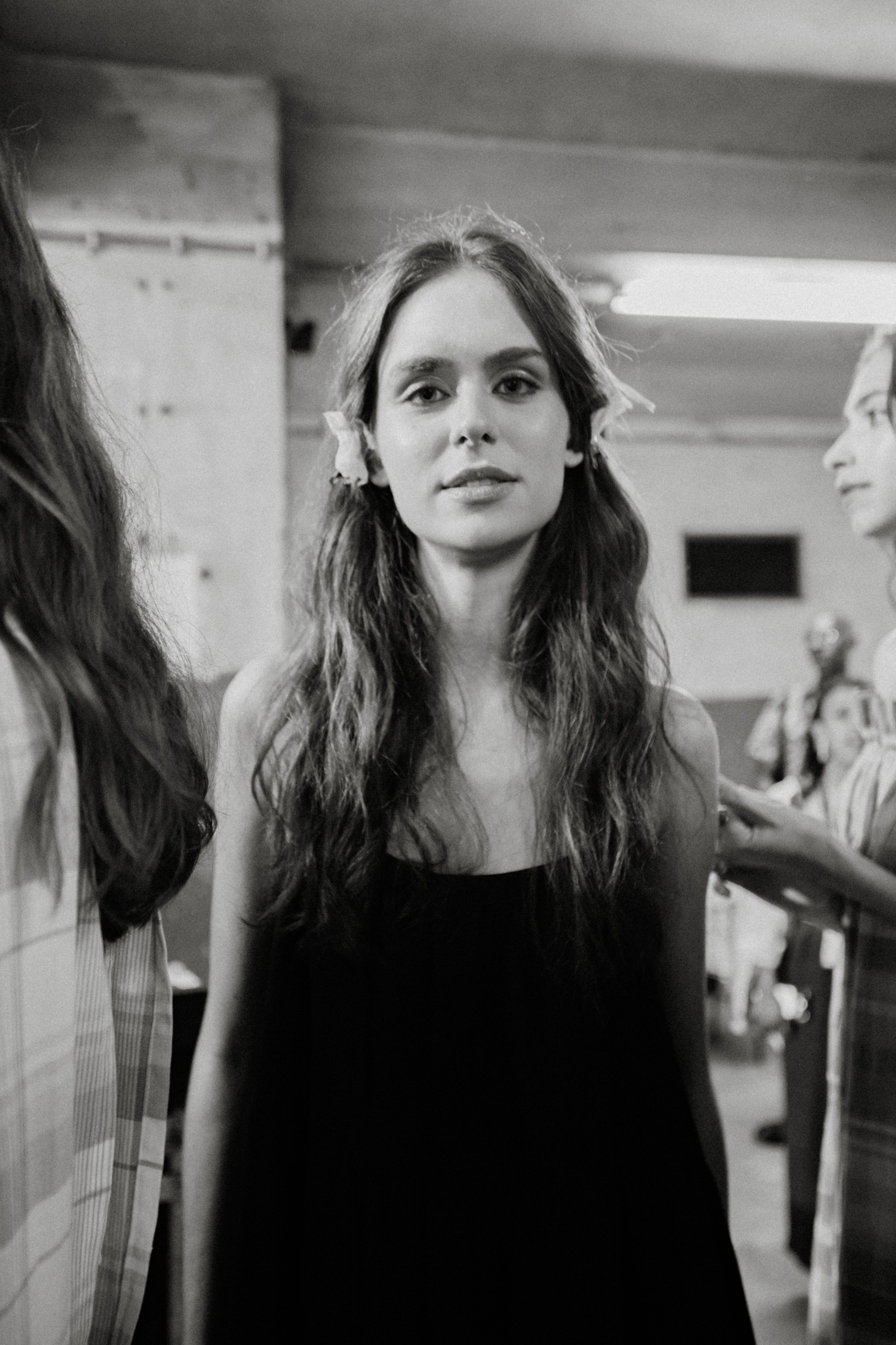 PORTUGAL FASHION WEEK SEPTEMBER 2023. Anastasiia Antoniuk portrait, family and couple photographer, Portugal