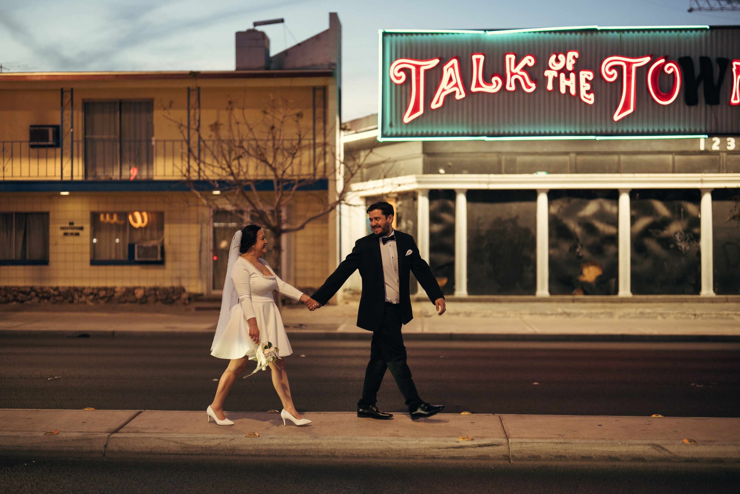 Elsa&Antony. Wedding & elopement photographer Viktoriya Kravtsov. Las Vegas