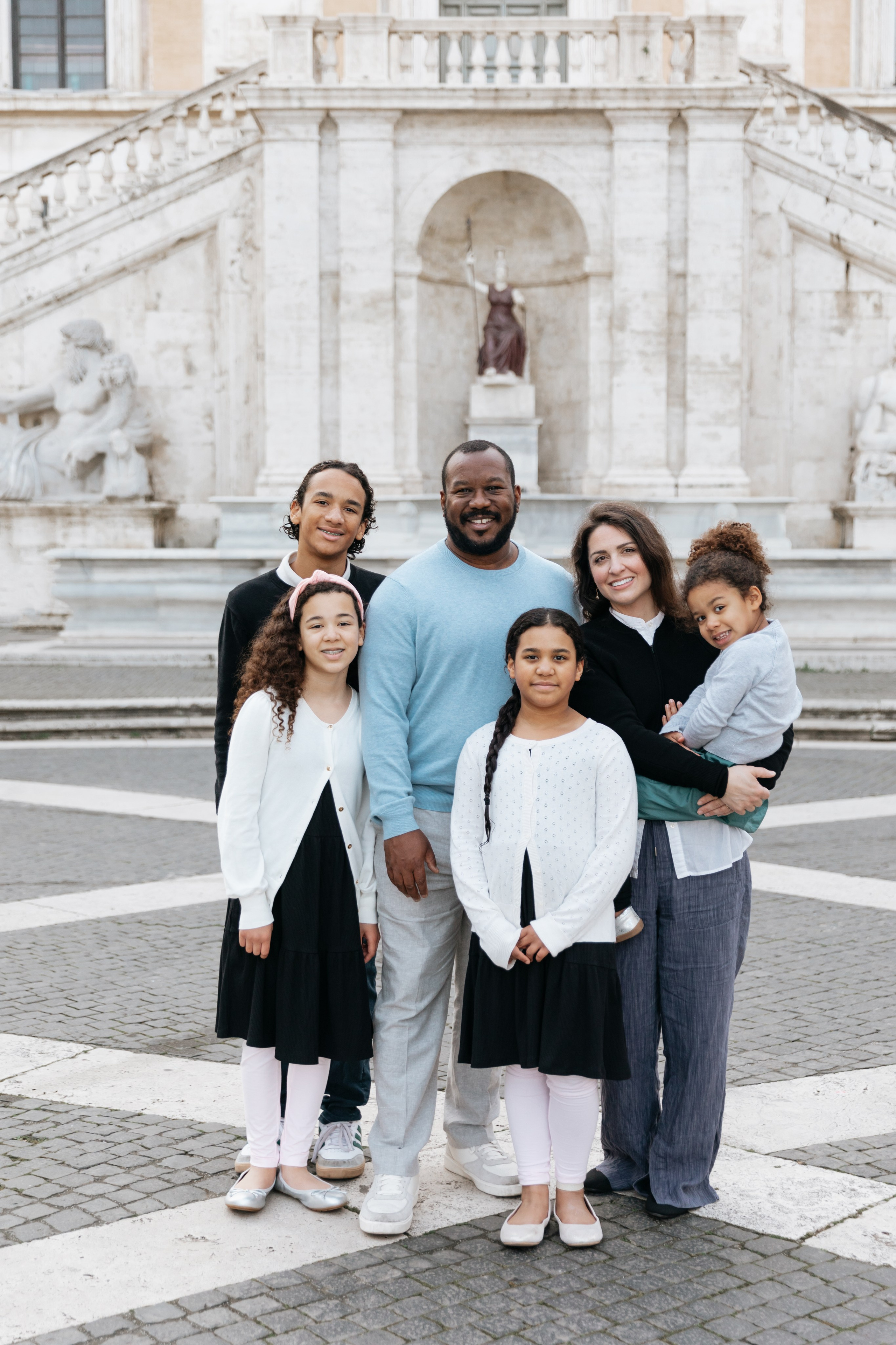Family photoshoot in Rome. Photographer in Rome