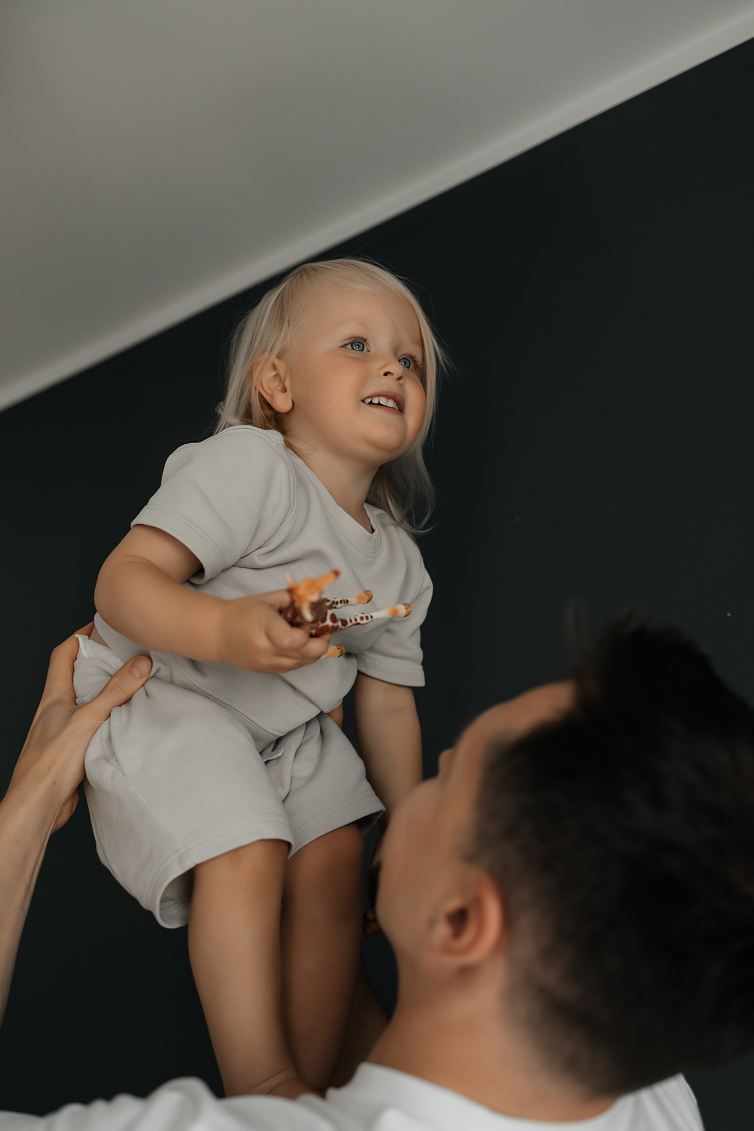 Homestroy Anna&Artjom. Fotografin Heidenheim / Newborn, Babybauch & Familie - Nadine Schmalz