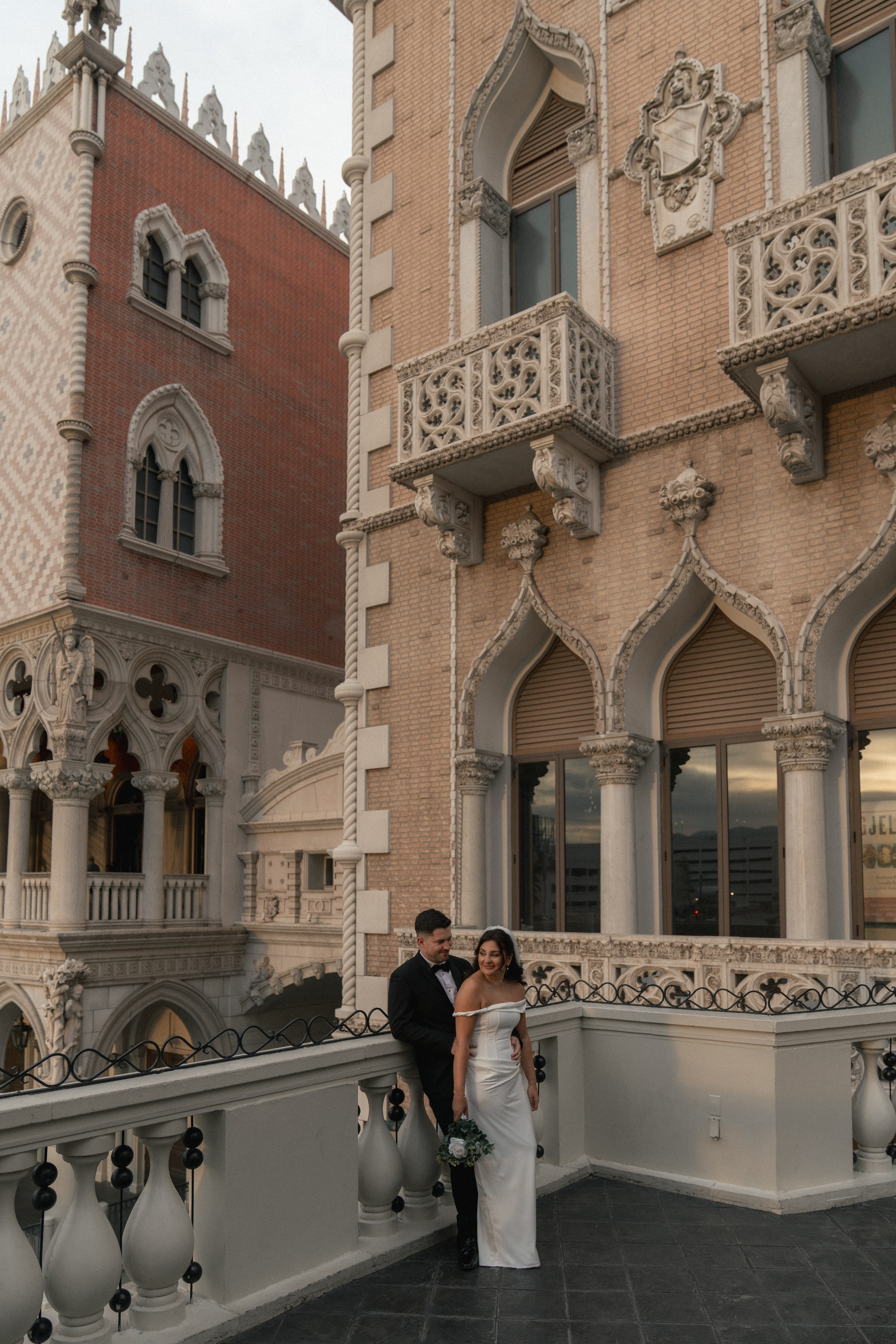 Amy&Alex. Wedding & elopement photographer Viktoriya Kravtsov. Las Vegas