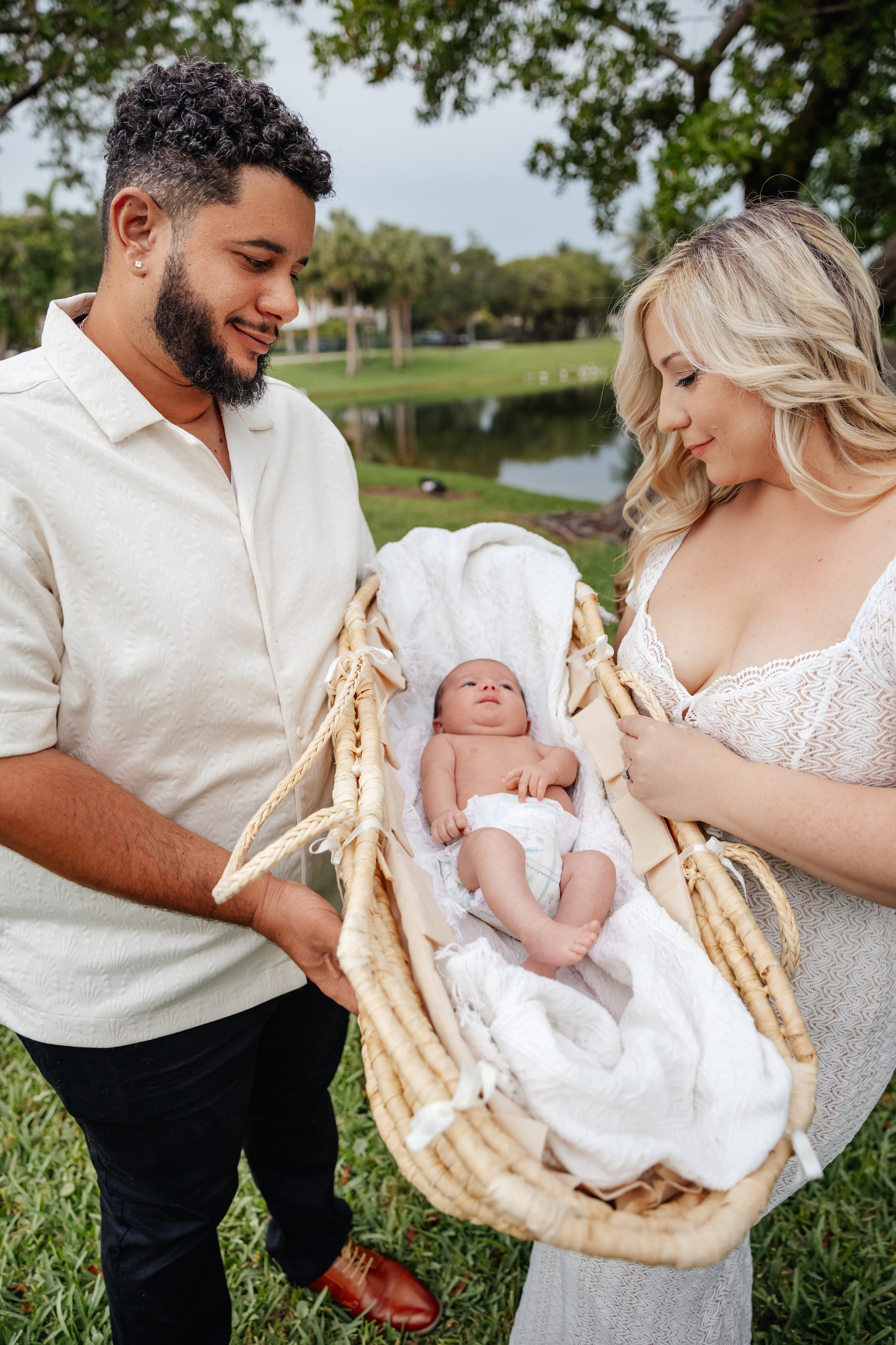 Newborn. Photographer in Miami, Family photographer, Event, Wedding