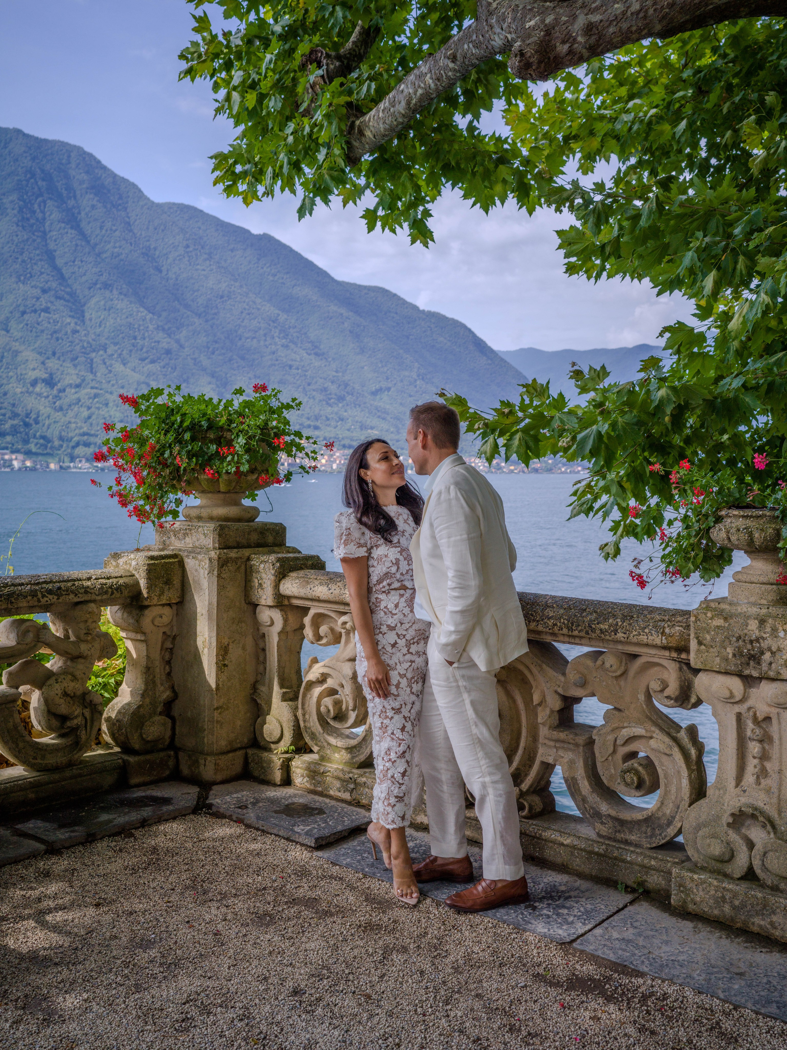 Lake Como Villa Balbianello elopement photoshoot with romantic couple photography, historic architecture and lakeside scenery