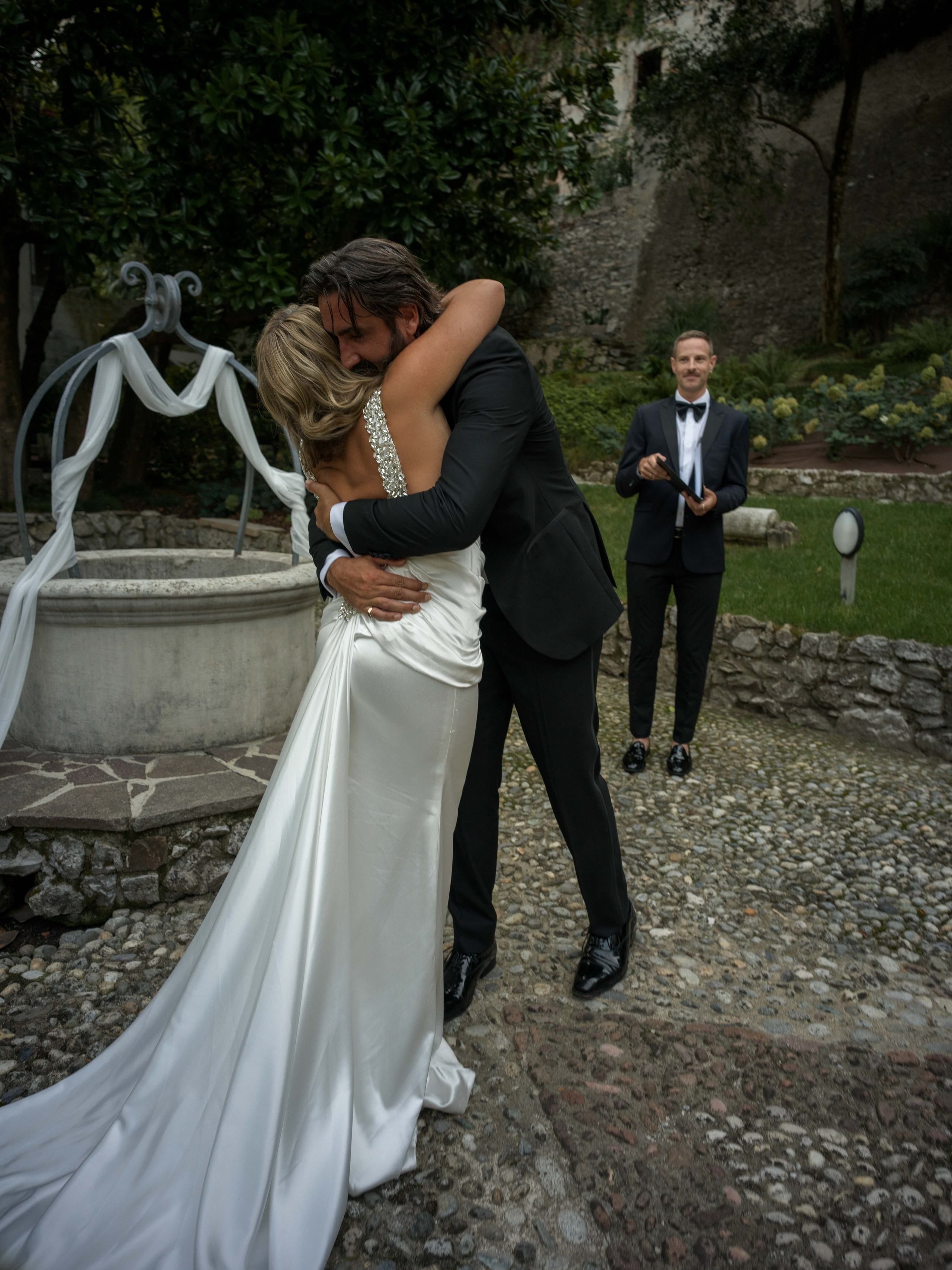 Lake Como Proposal Photographer & Elopement Planner | Packages from €1200 | Luxury Photoshoots in Italy — Ale Kor