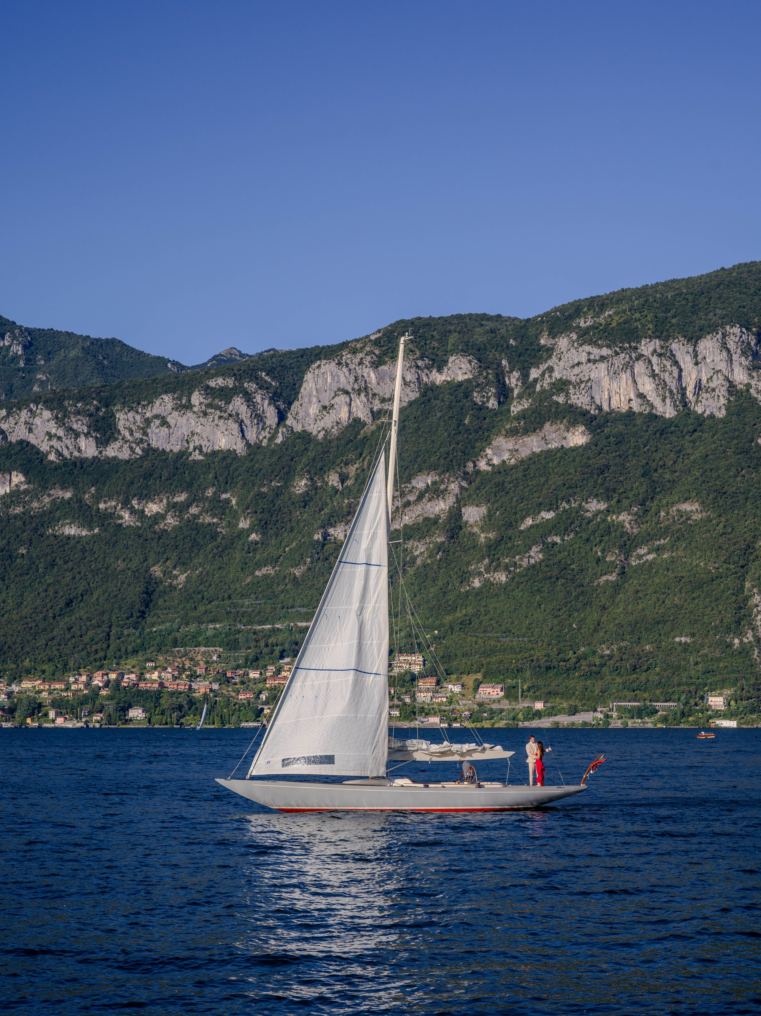 Lake Como Proposal Photographer & Elopement Planner | Packages from €1200 | Luxury Photoshoots in Italy — Ale Kor