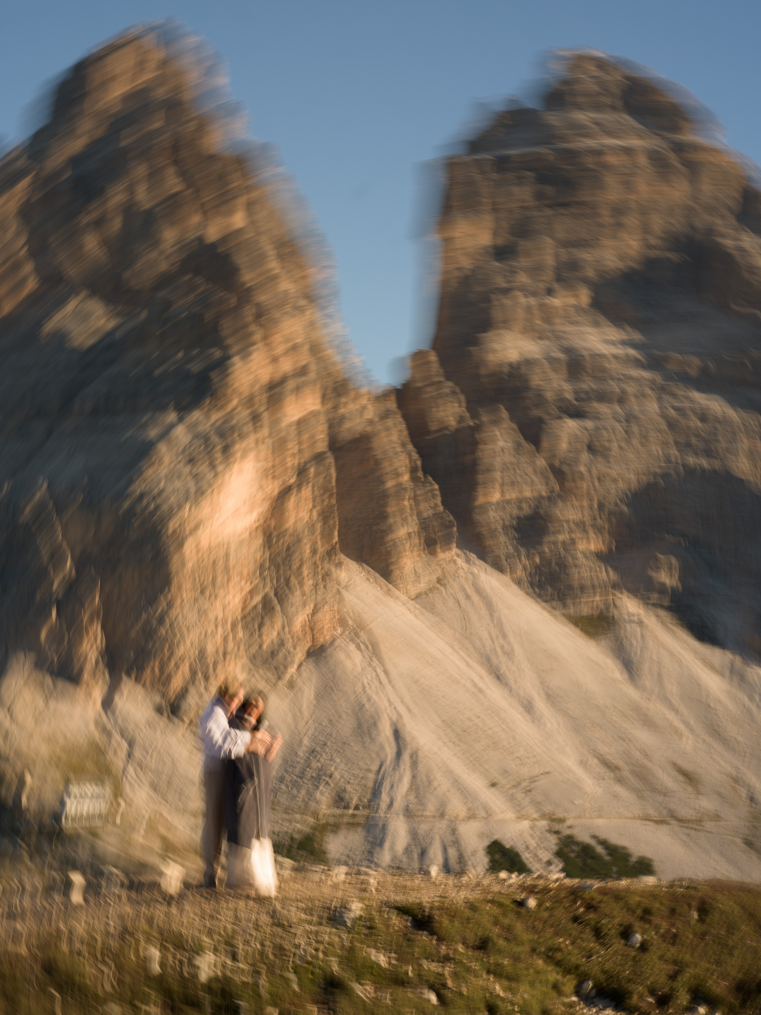 Proposal, Cadini di Misurina, Tre Cime di Lavaredo, Dolomites – artistic motion blur photo of the couple at sunrise