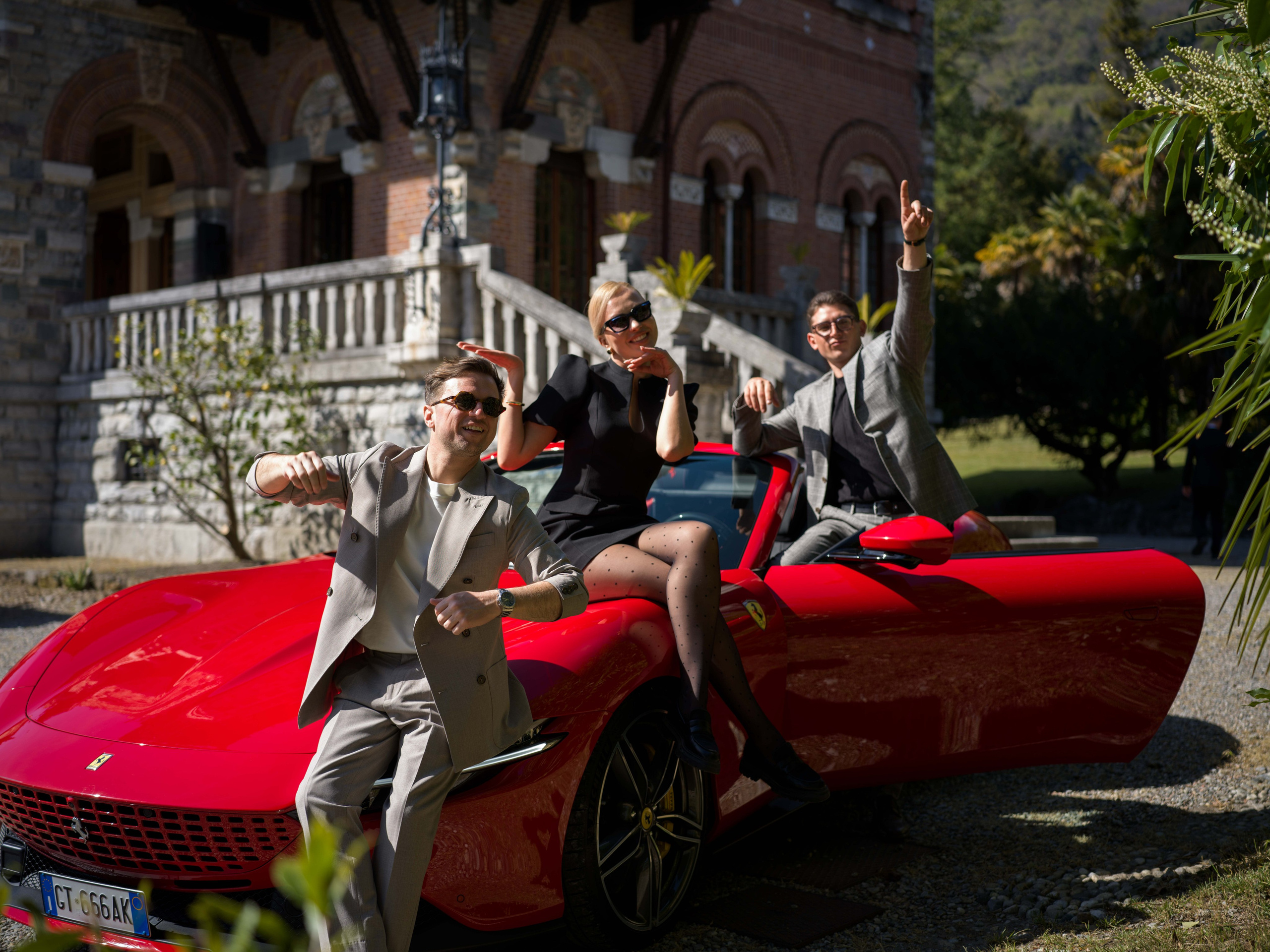 Lake Como Proposal Photographer & Elopement Planner | Packages from €1200 | Luxury Photoshoots in Italy — Ale Kor