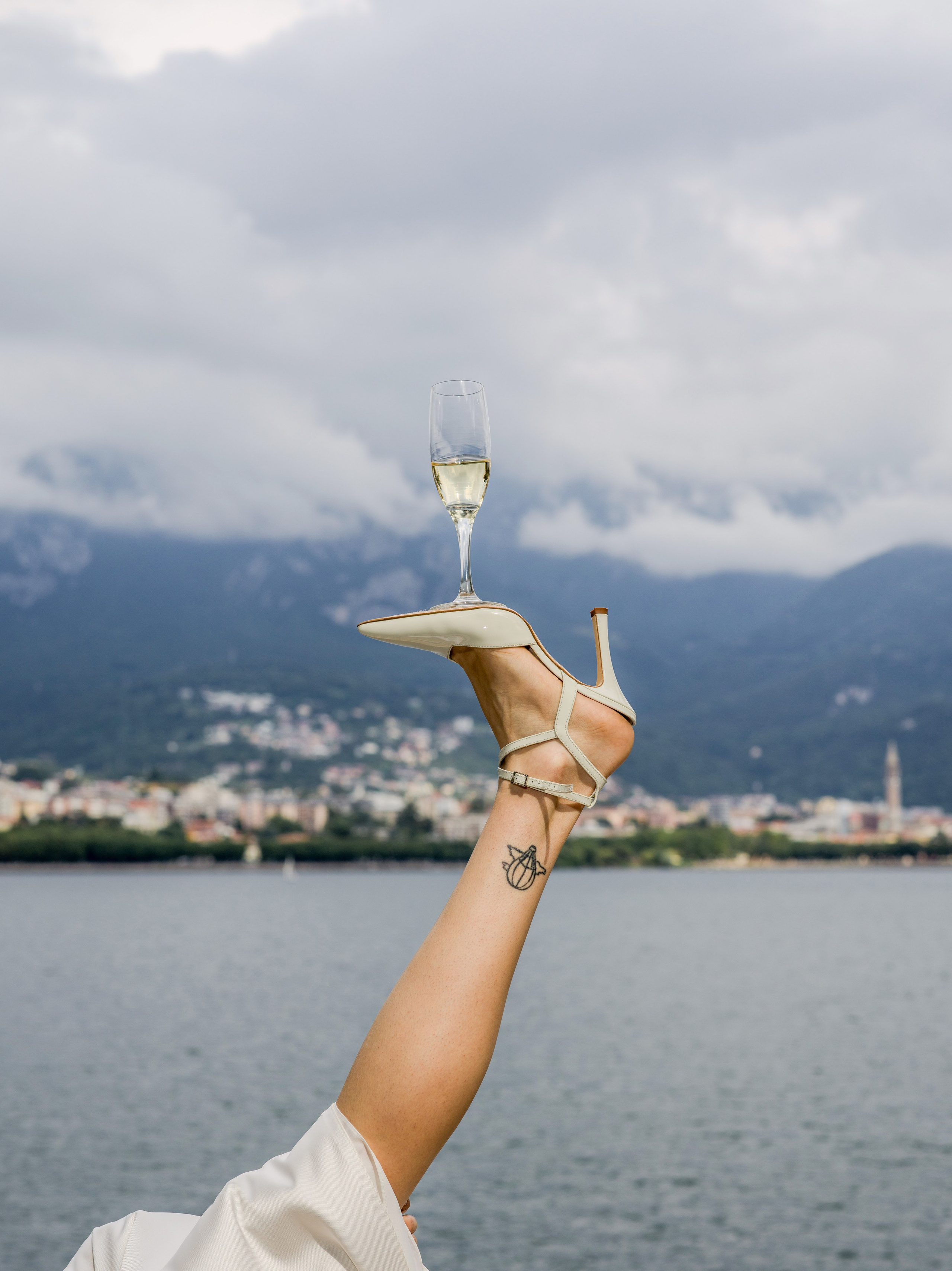 Lake Como Proposal Photographer & Elopement Planner | Packages from €1200 | Luxury Photoshoots in Italy — Ale Kor