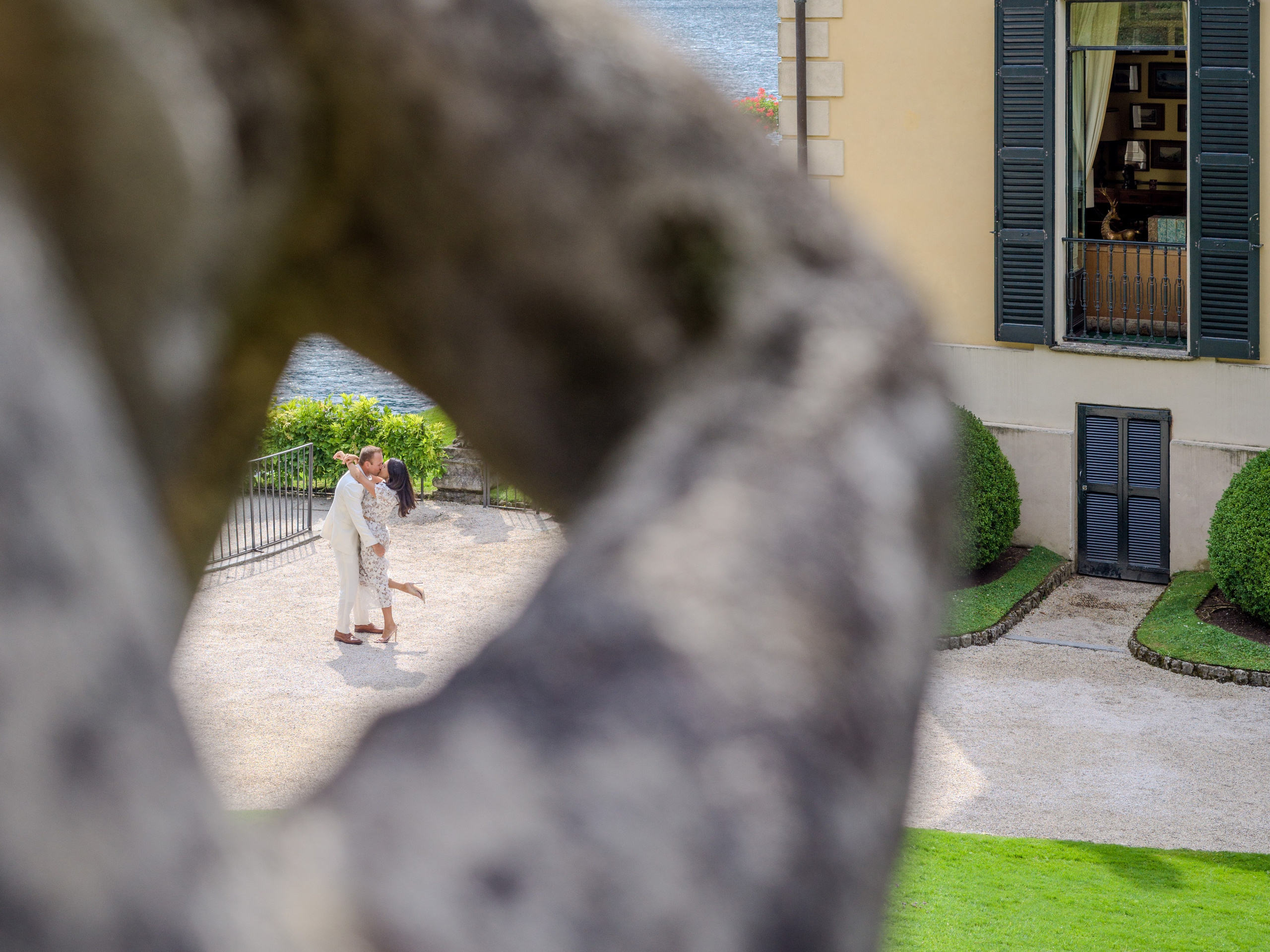 Lake Como elopement photographer capturing intimate couple portraits at Villa Balbianello and its historic gardens
