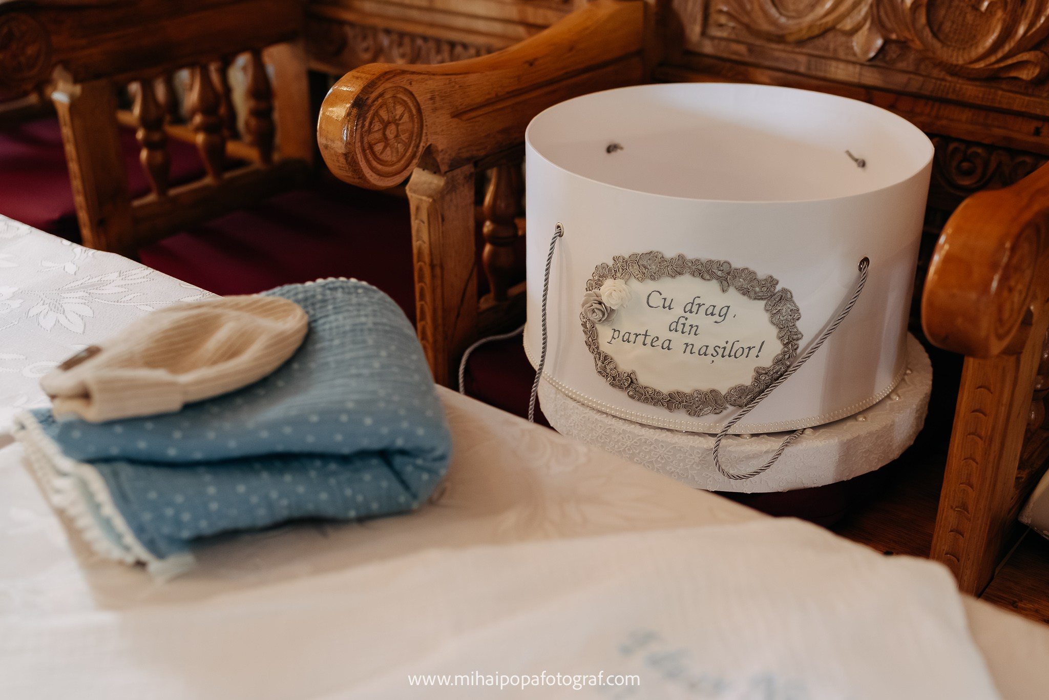 Fotograf de botez în Bucuresti| Mihai Popa Fotograf. Fotograf Nuntă & Botez București - Mihai Popa | Dincolo de oameni, imortalizez emoții!