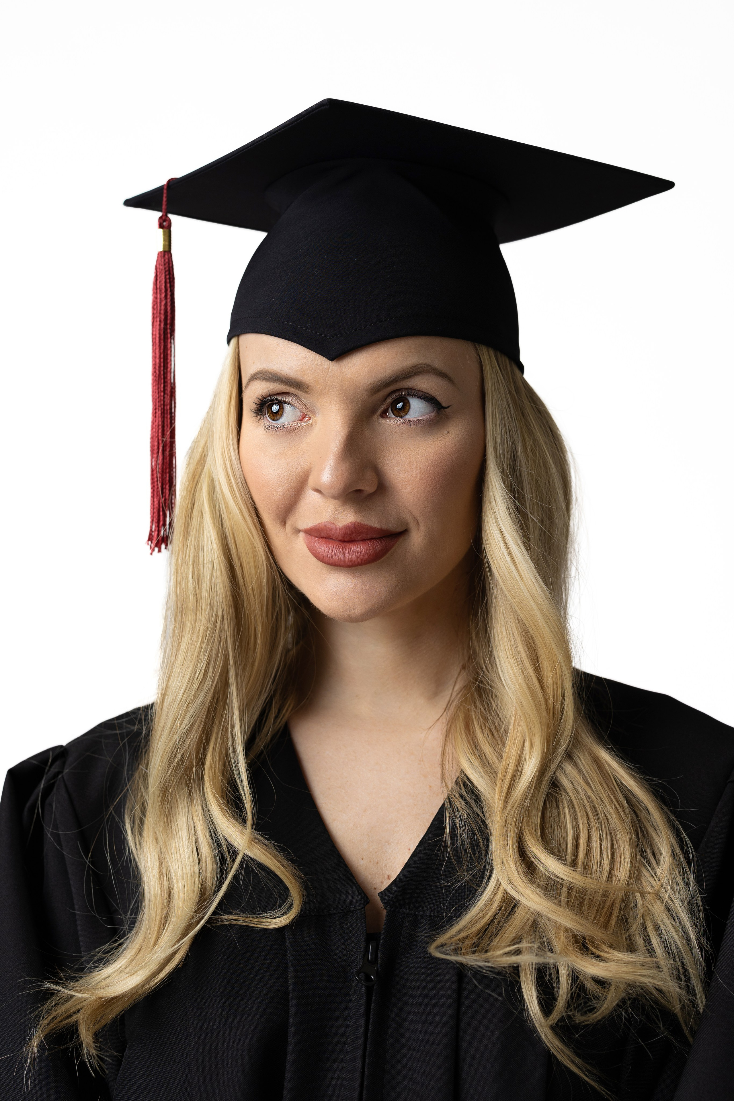 Академични тоги и шапки за университети | Официално облекло|togiishapki.bg. 🎓 Togiishapki.bg — Тоги и академични шапки за дипломиране на студенти, ученици и деца