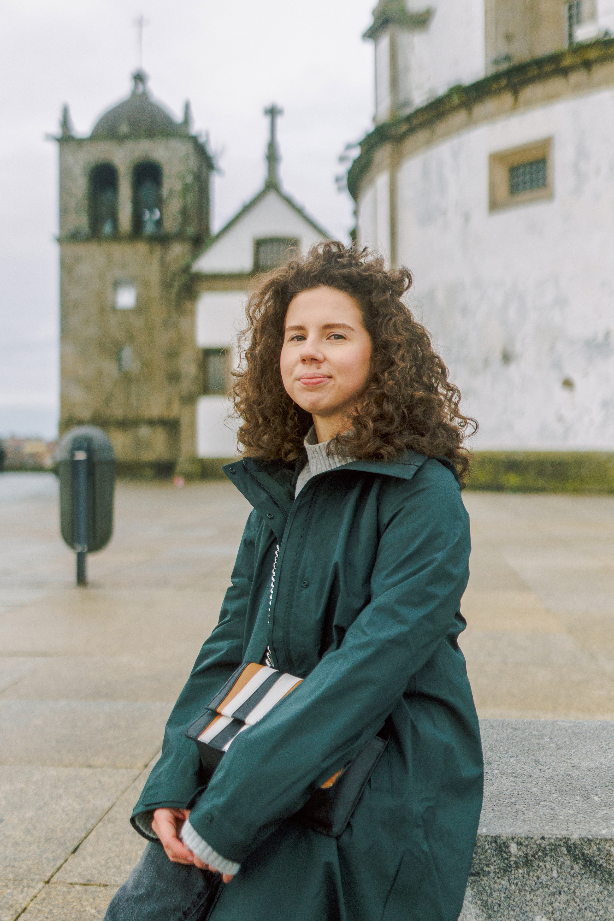 Daria & Max in Porto and Vila Nova de Gaia. Porto Travel Photographer | Couples & Vacation Photos in Portugal — WePortugal